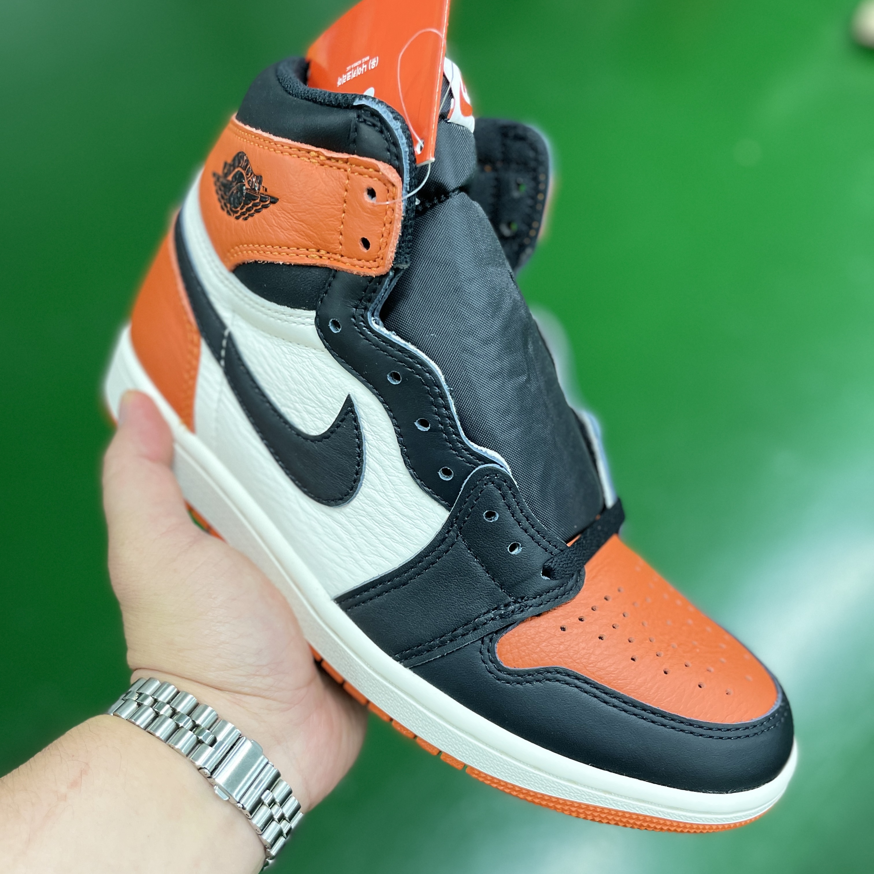 Jordan 1 Retro High OG Shattered Backboard 착용 스타일