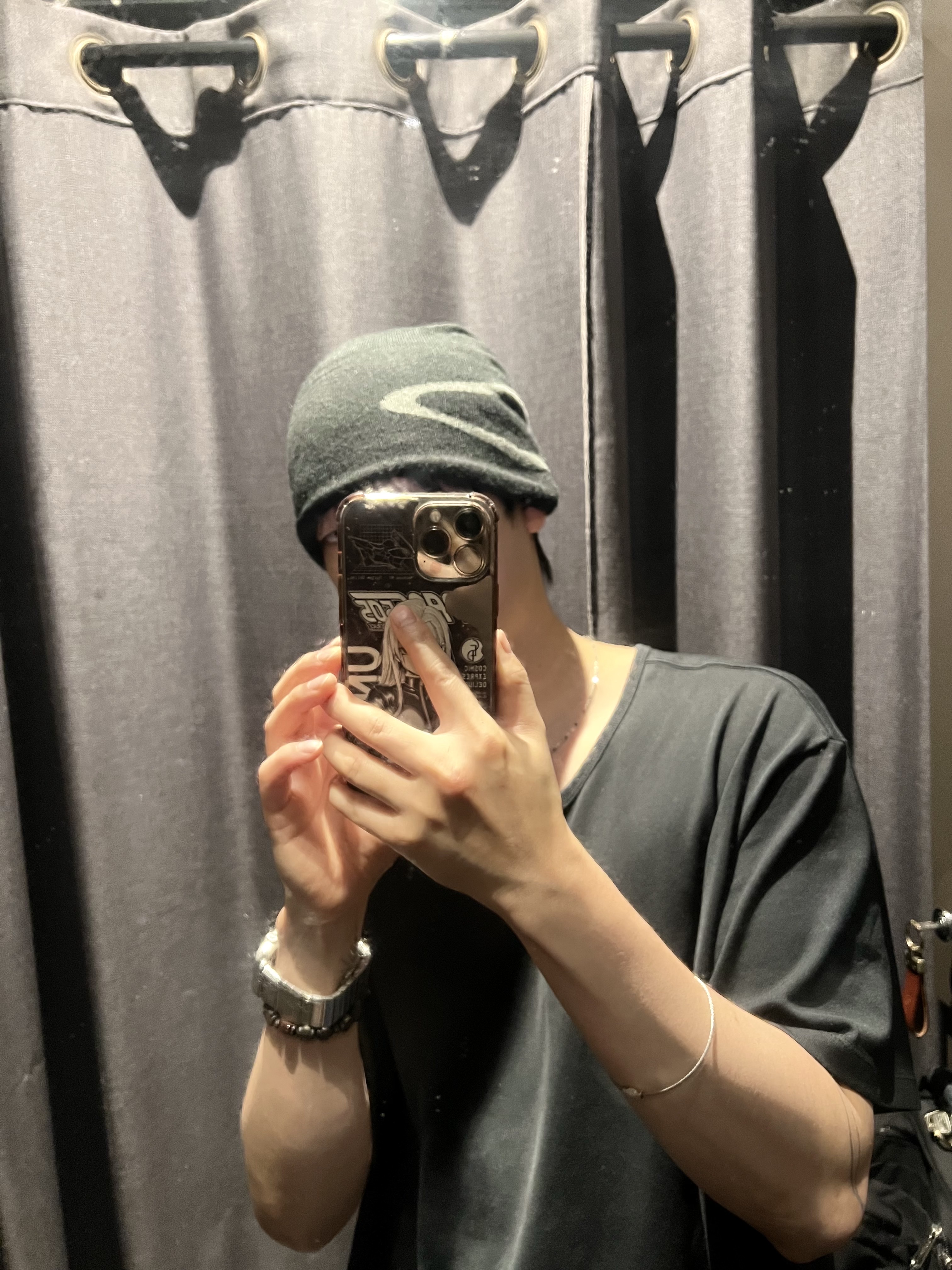 Mischief Wide Rhombus Beanie Black 착용 스타일