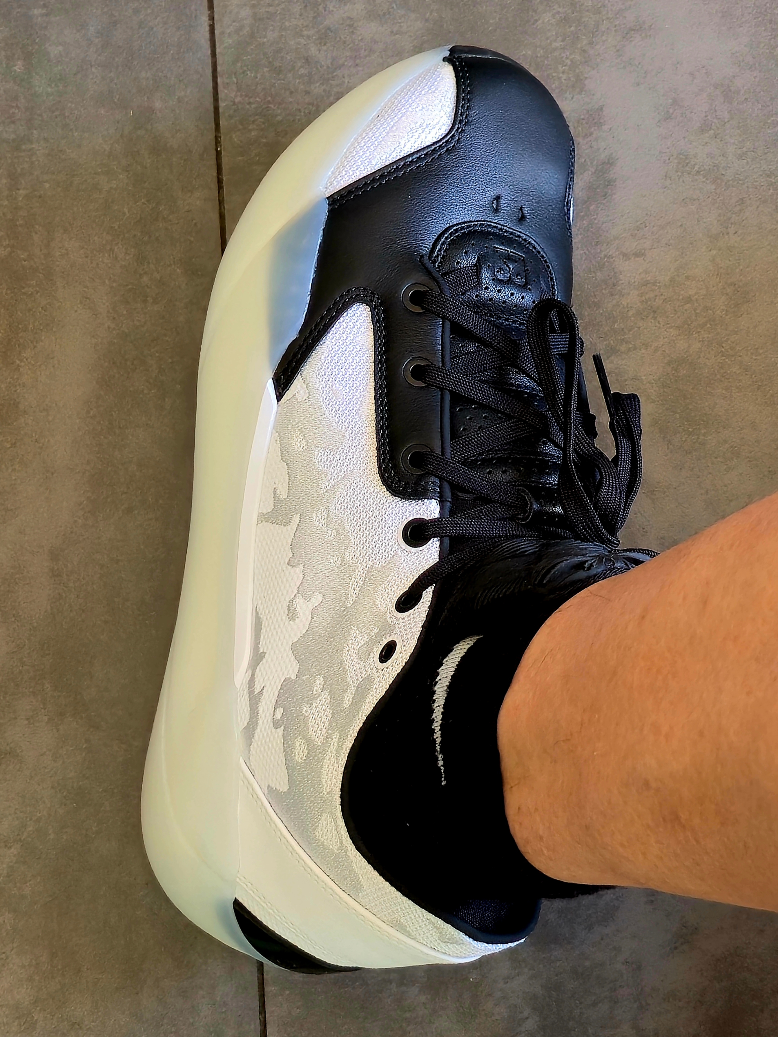 Jordan XXXIX PF White Dark Powder Blue 착용 스타일