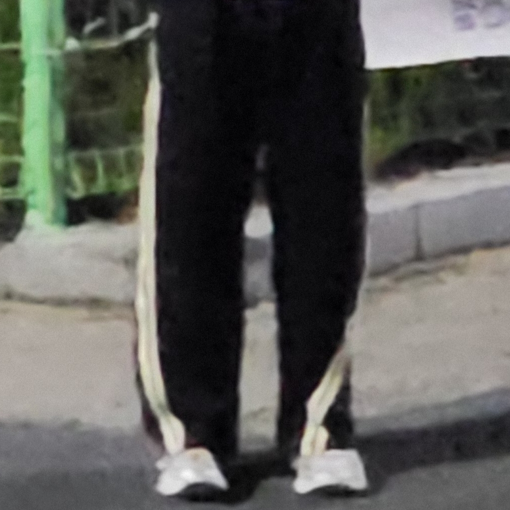 (W) Adidas Originals Firebird Loose Track Pants Black - KR Sizing 착용 스타일