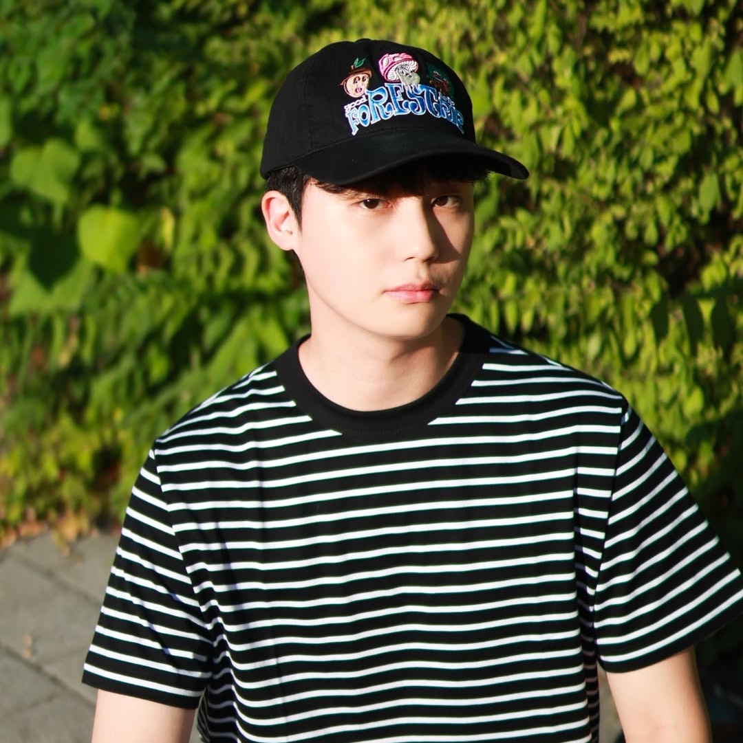 Dominant Forestrip Cap Black 착용 스타일 - 1