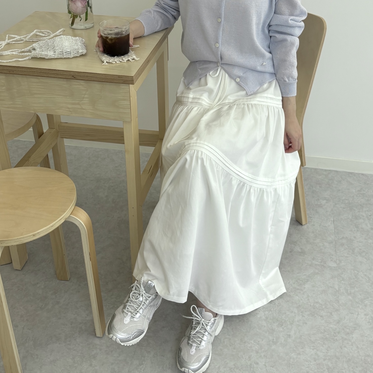 (W) Asics x Snidel Gel-1090 V2 Silver 착용 스타일 - 3