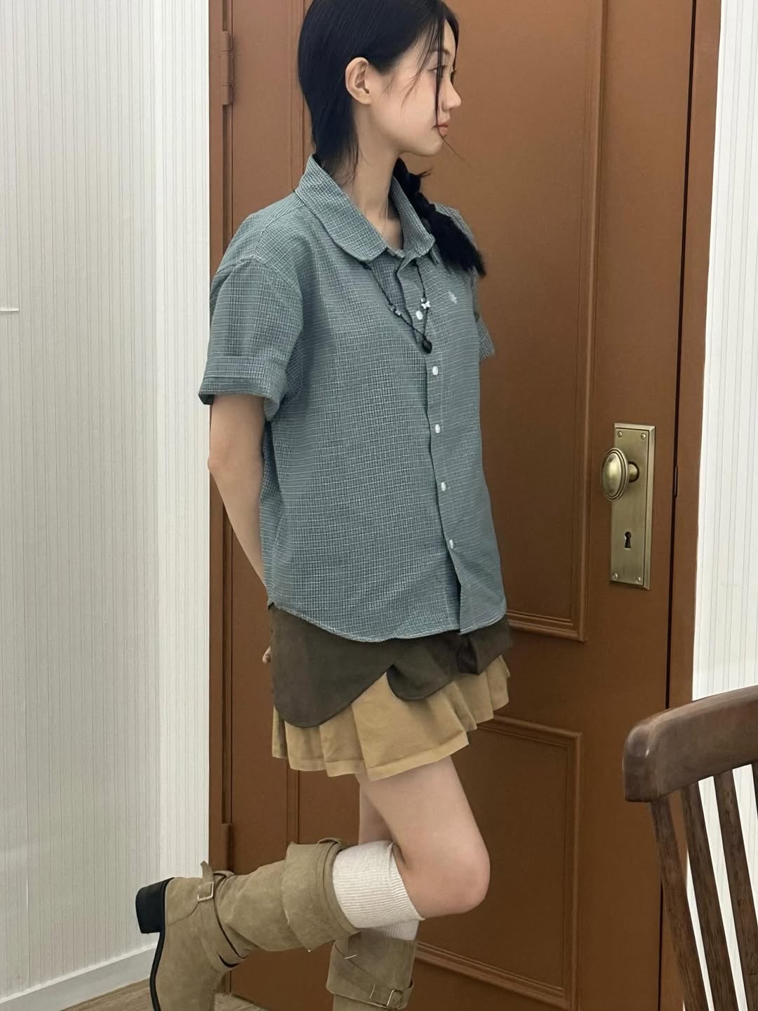 SLOW RECORD HOUSE Logo Check Short Sleeve Shirt Blue 착용 스타일 - 5