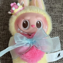 Pop Mart The Monsters Checkmate Series Plush Keyring 착용 스타일