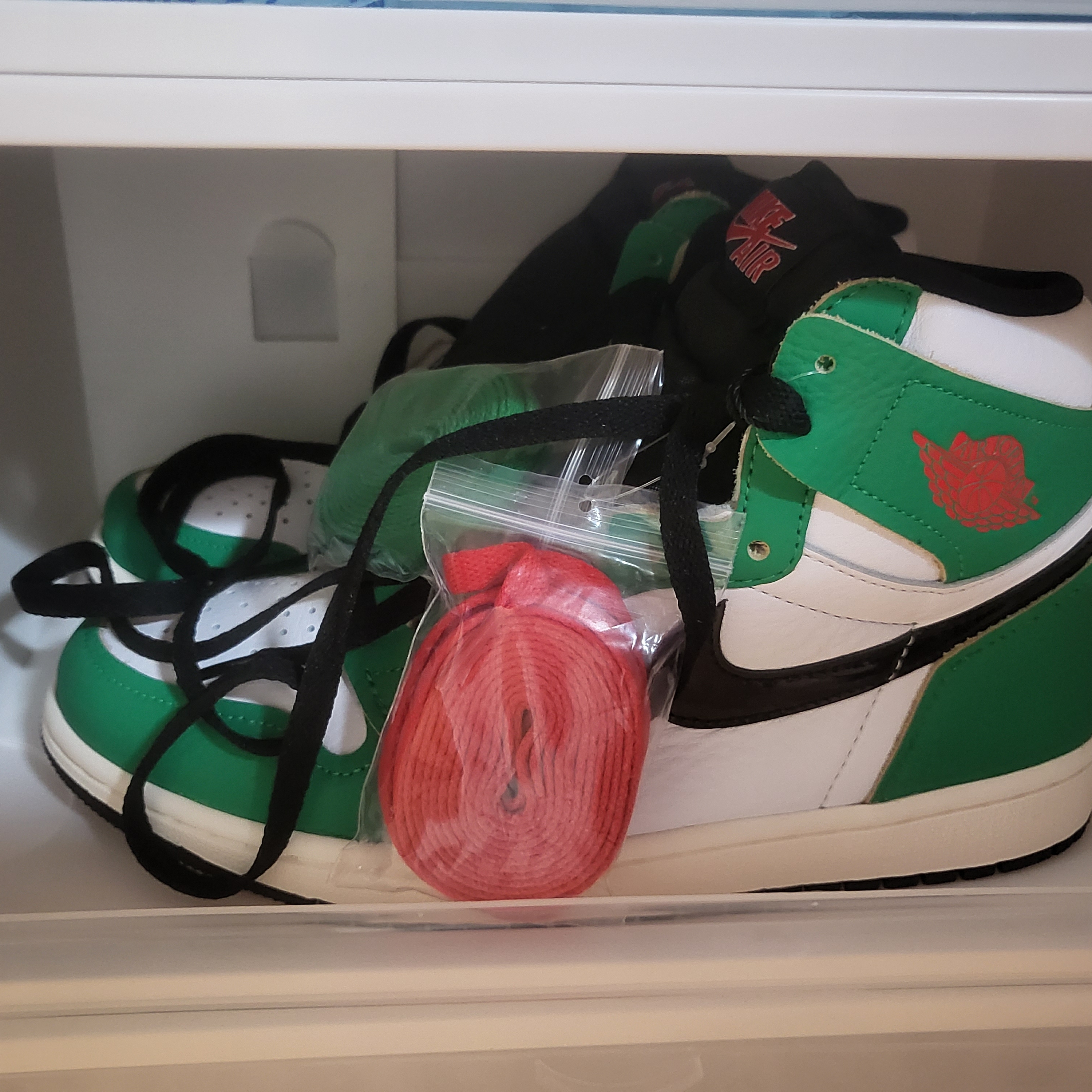 (W) Jordan 1 Retro High OG Lucky Green 착용 스타일