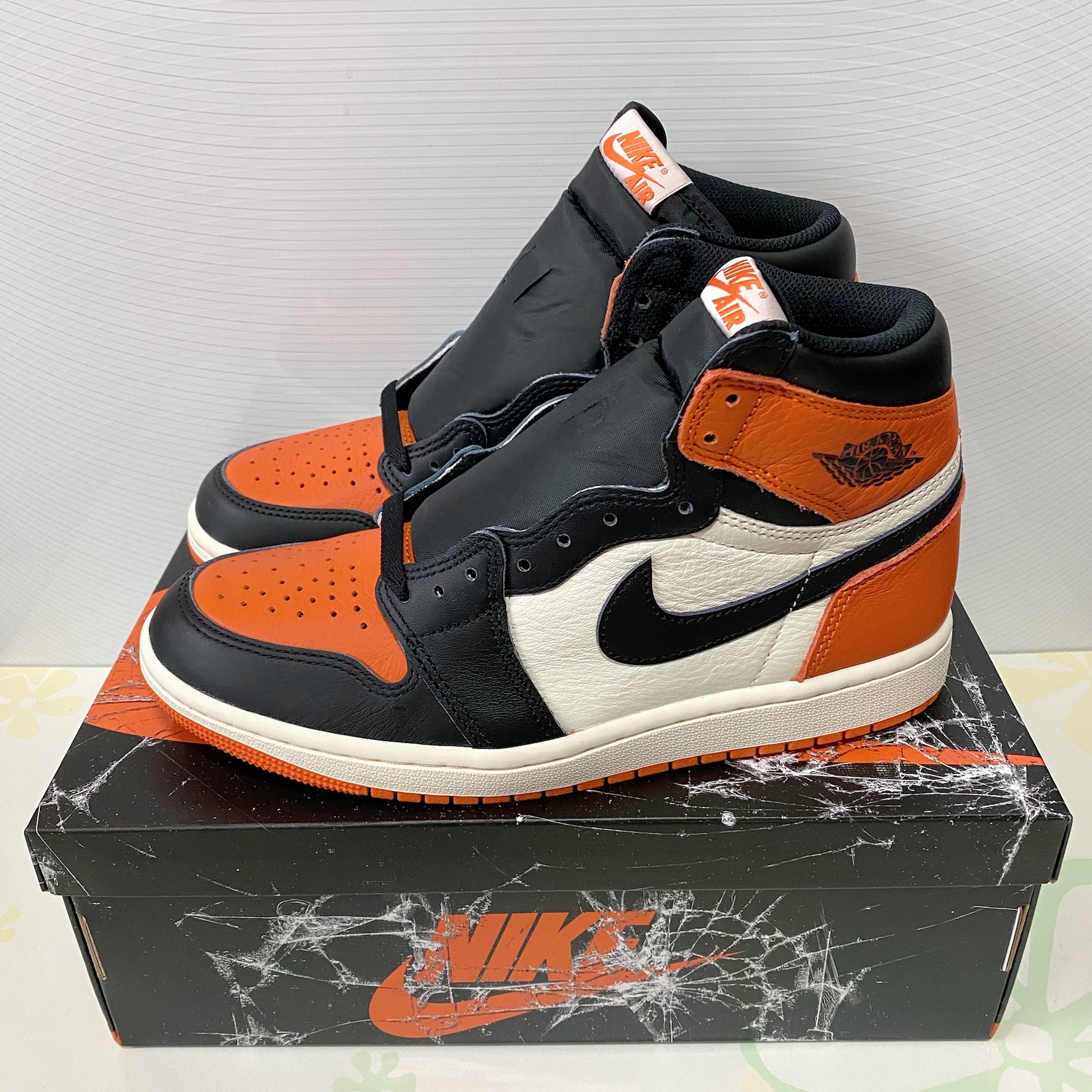 Jordan 1 Retro High OG Shattered Backboard 착용 스타일