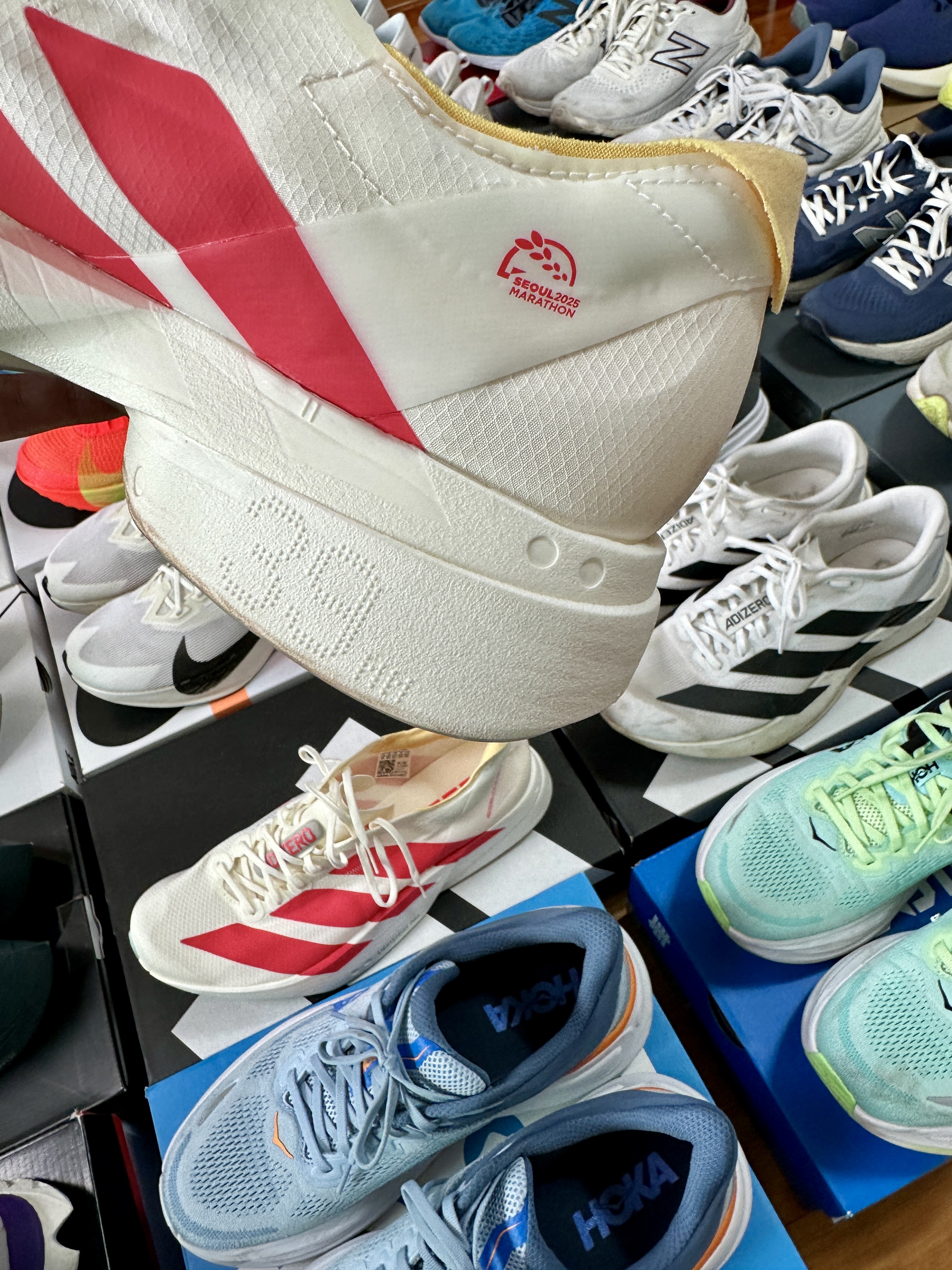 Saucony Endorphin Pro 4 White 착용 스타일 - 3