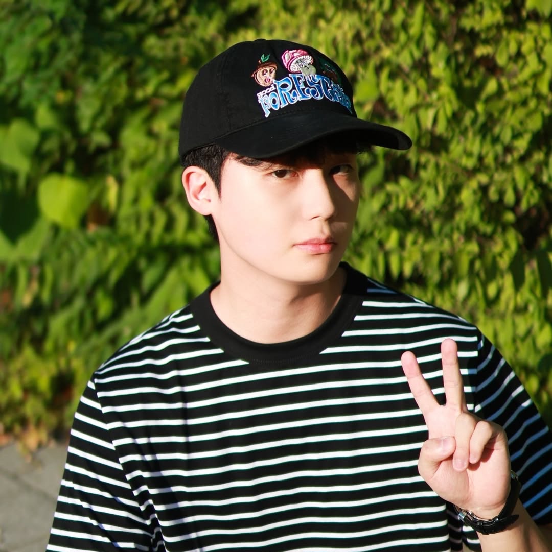 Dominant Forestrip Cap Black 착용 스타일 - 3