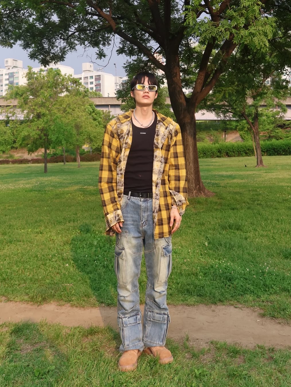 Dominant Semi Flare Washed Denim Pants Blue 착용 스타일 - 2
