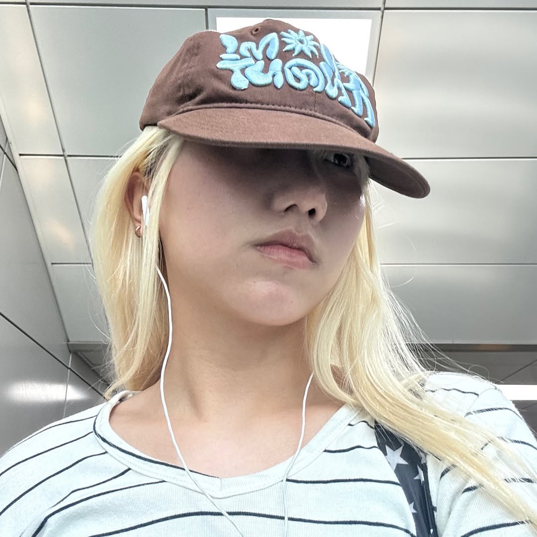 Dominant Star Kids Cap Brown 착용 스타일 - 1