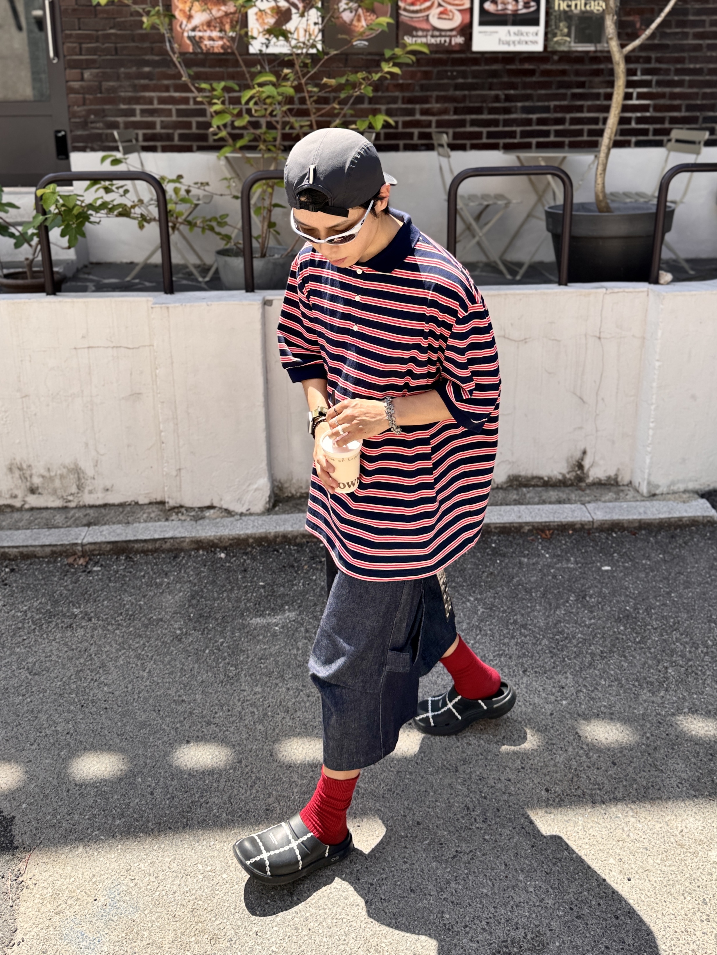 Oofos x Undercover Clog Black, Hono Report Leaf Bracelet 착용 스타일 - 2
