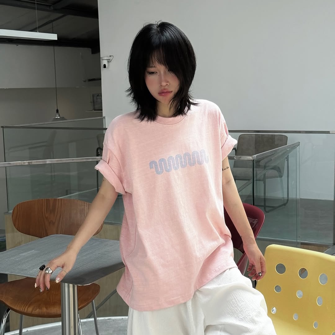 Not New Wave Logo T-Shirt Pink, Not New Basic nn Cap Black 착용 스타일 - 1