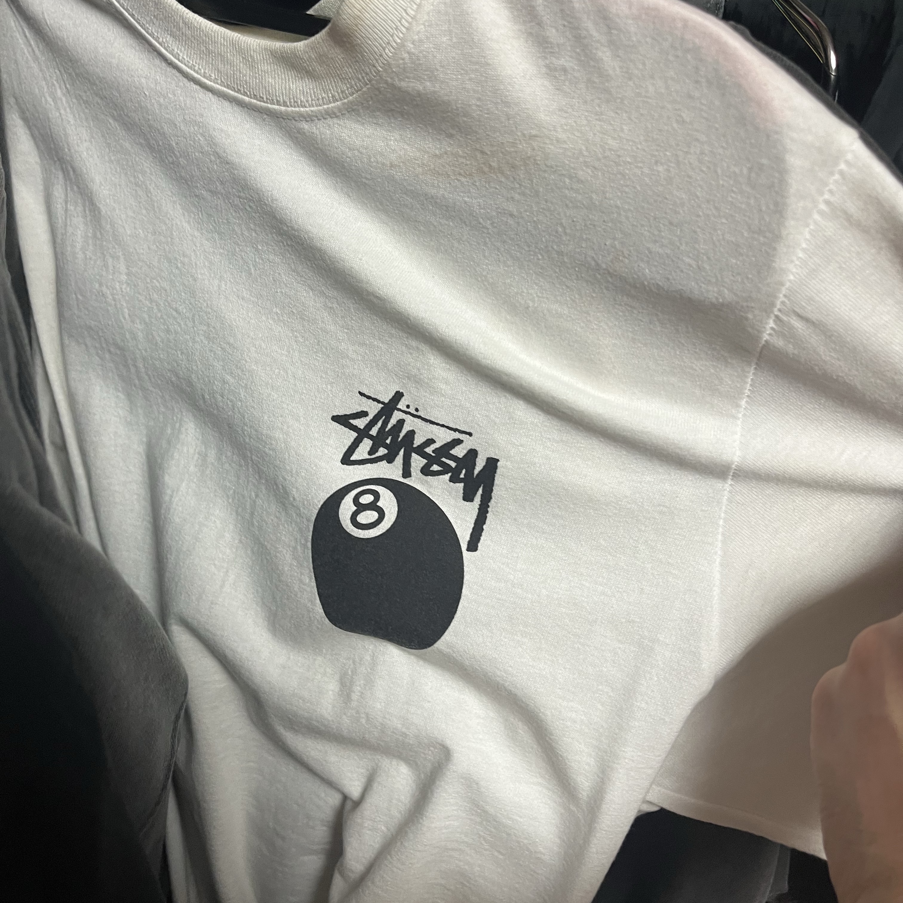 Stussy 8 Ball T-Shirt White 착용 스타일