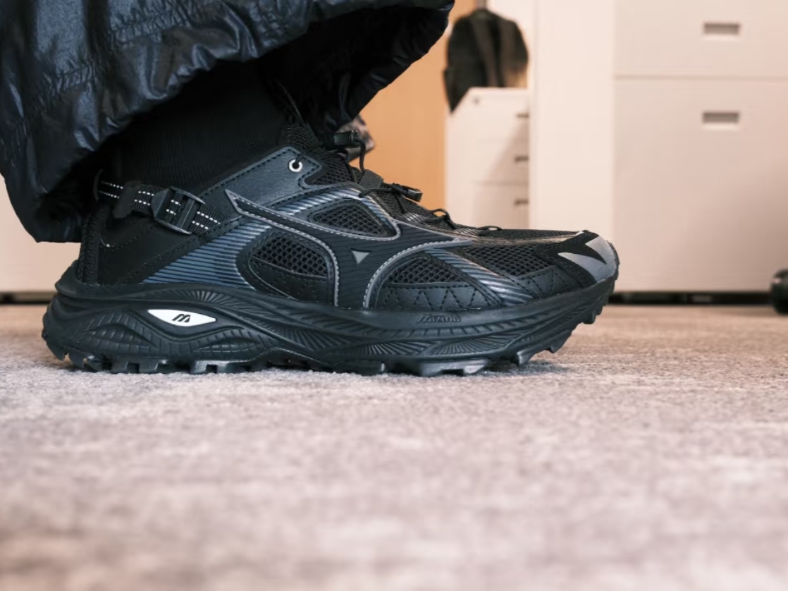 Mizuno Racer Trail SE Black 착용 스타일 - 2
