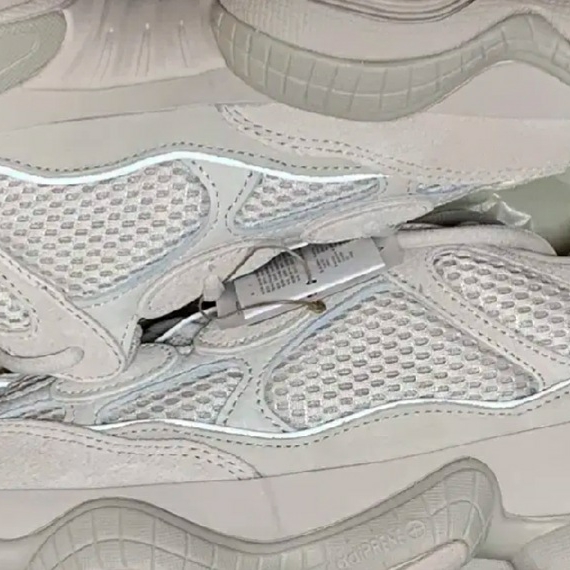 Adidas Yeezy 500 Blush 2022 착용 스타일