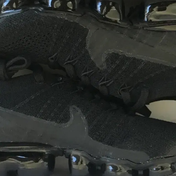 (W) Nike Air VaporMax Flyknit Triple Noir 착용 스타일