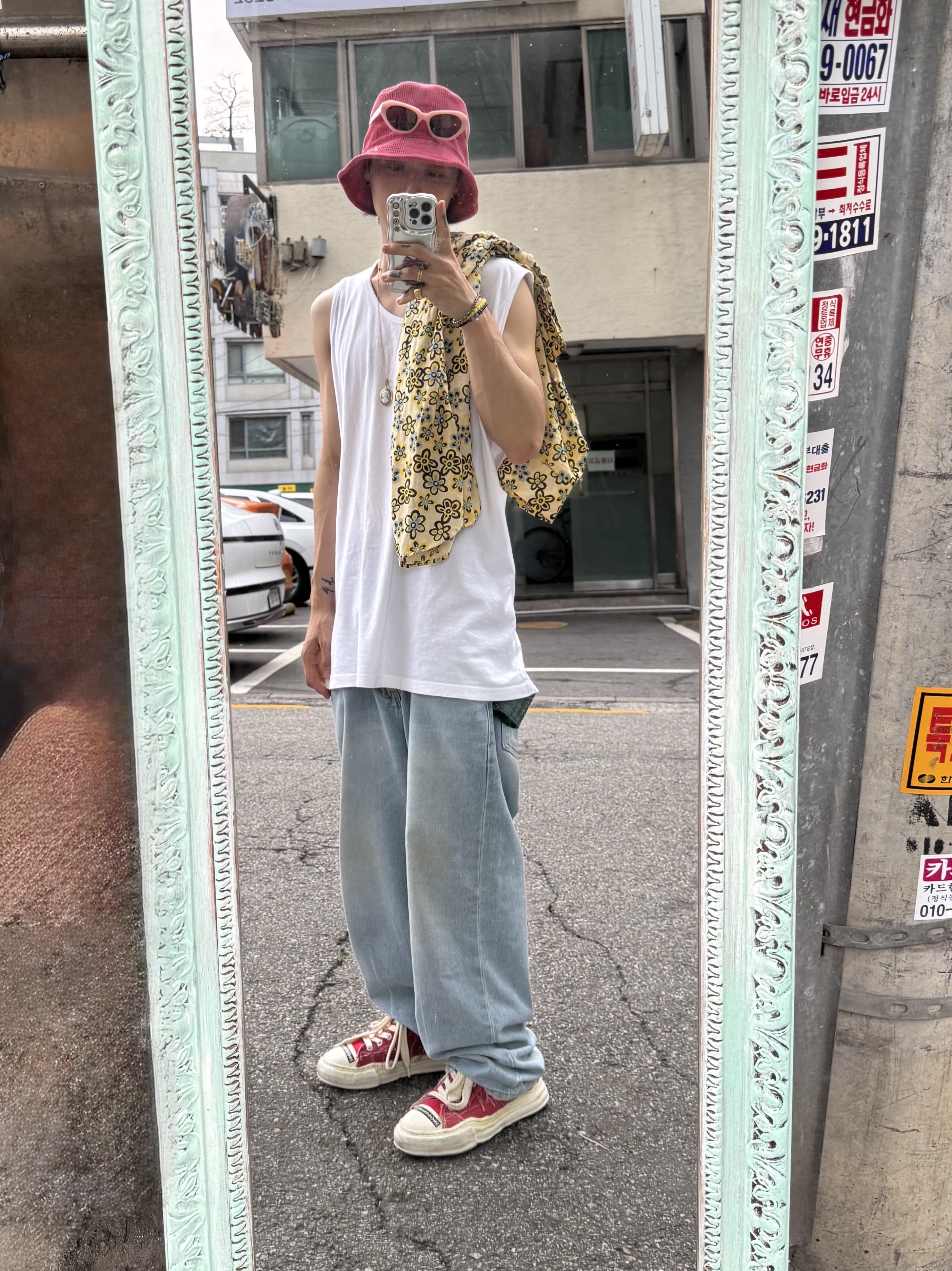 Maison Mihara Yasuhiro Peterson OG Sole OD Canvas Low-top Sneakers Red 착용 스타일 - 1