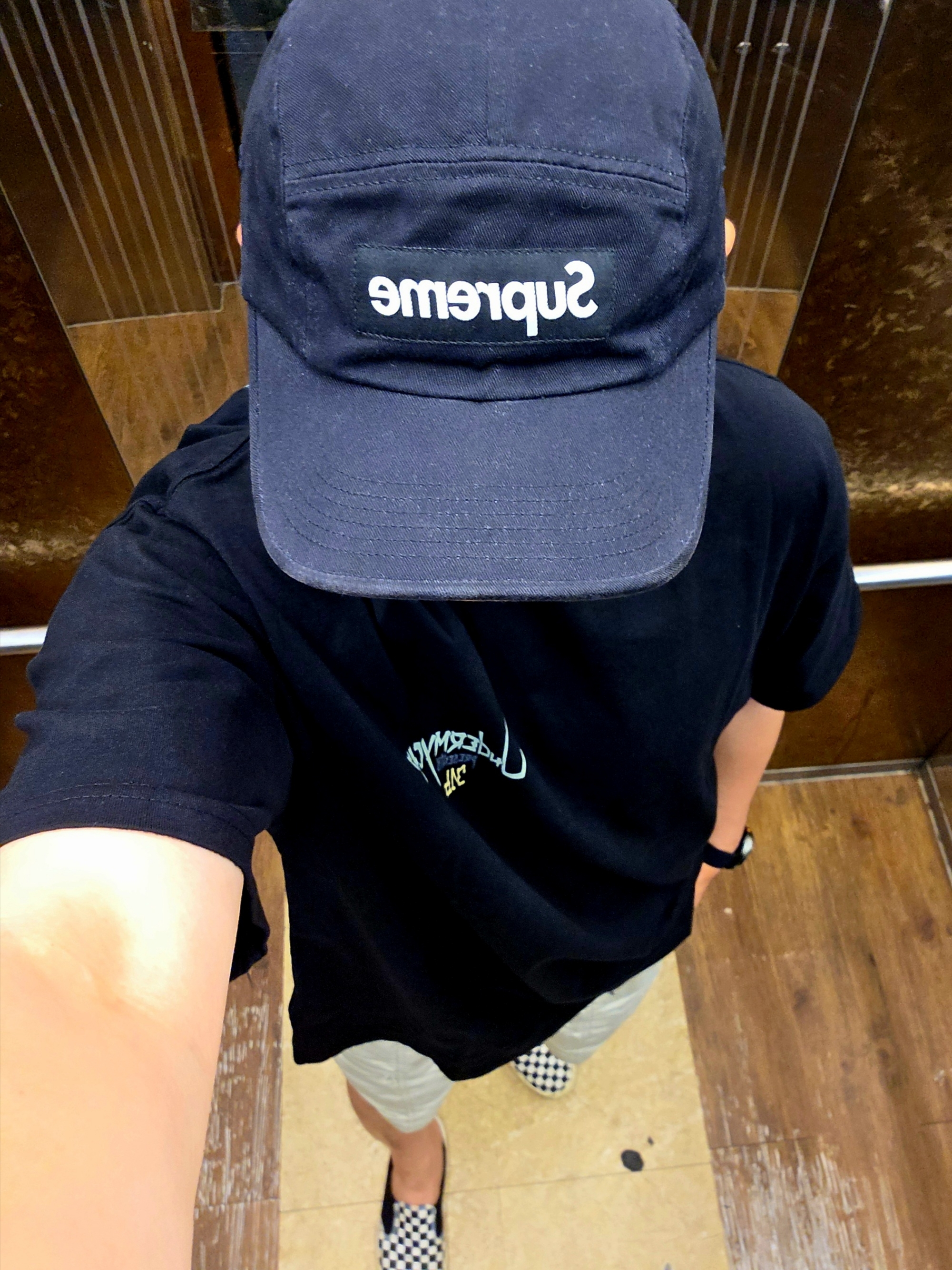 Supreme Washed Chino Twill Camp Cap Black, Vans Checkerboard Comfycush One Black 착용 스타일