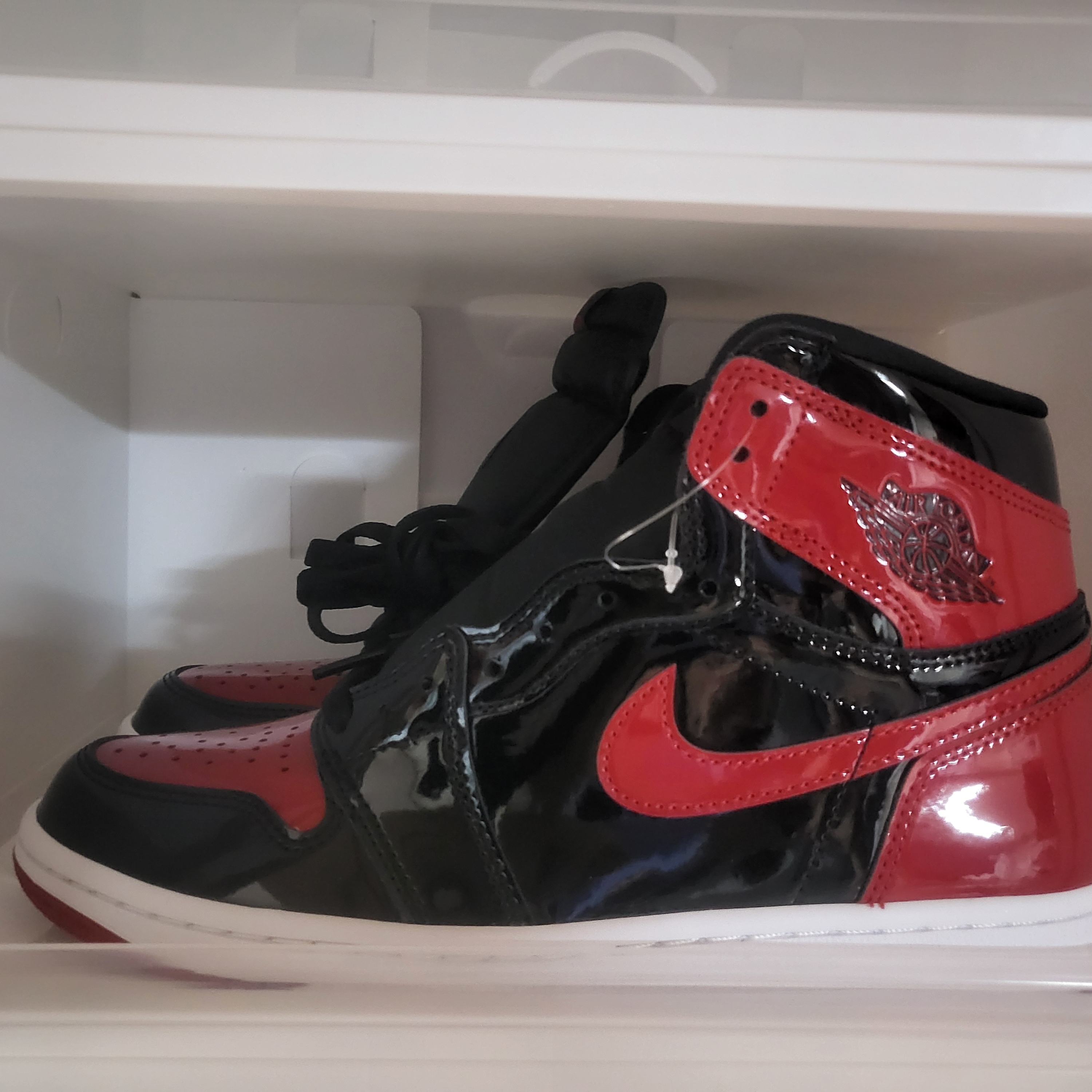 Jordan 1 Retro High OG Patent Bred 착용 스타일