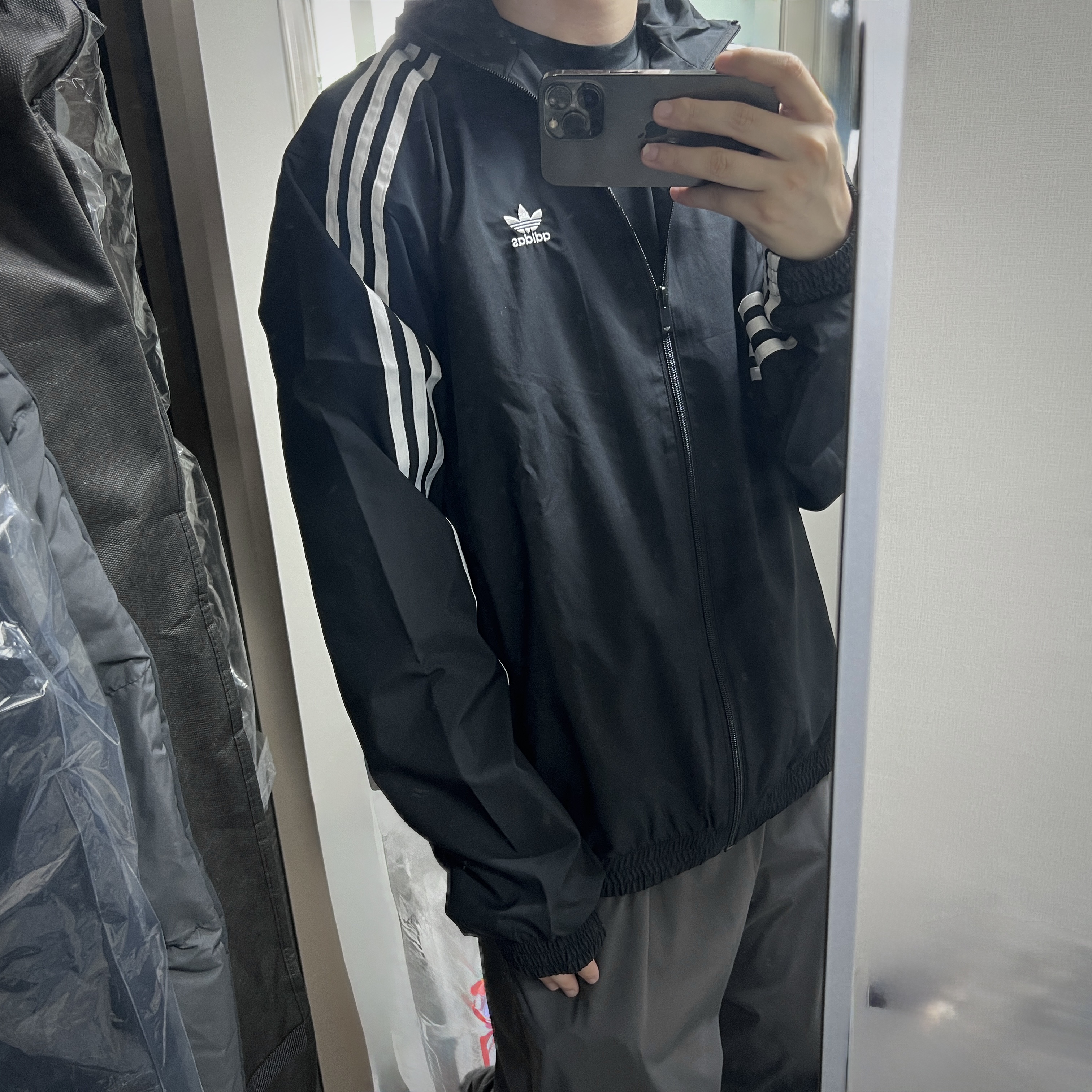 (W) Adidas Adilenium Oversized Track Top Black - KR Sizing, (W) Adidas Adilenium Oversized Track Top Black - US Sizing 착용 스타일