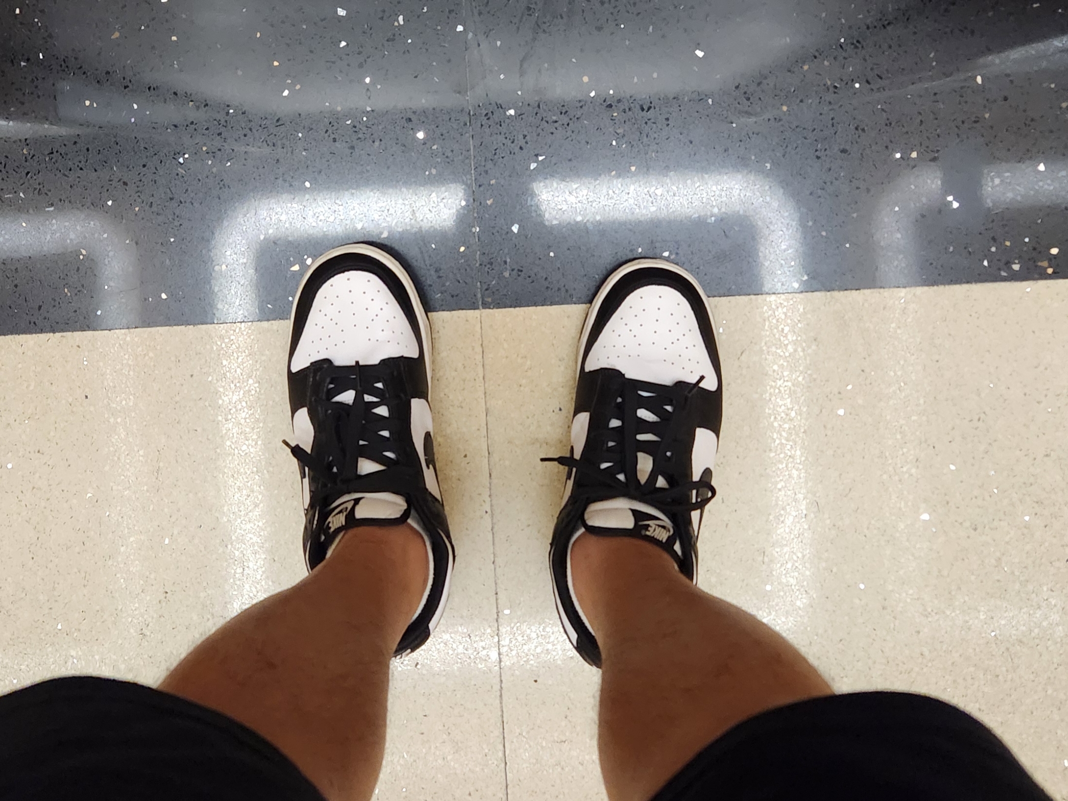 Nike Dunk Low Retro Black 착용 스타일