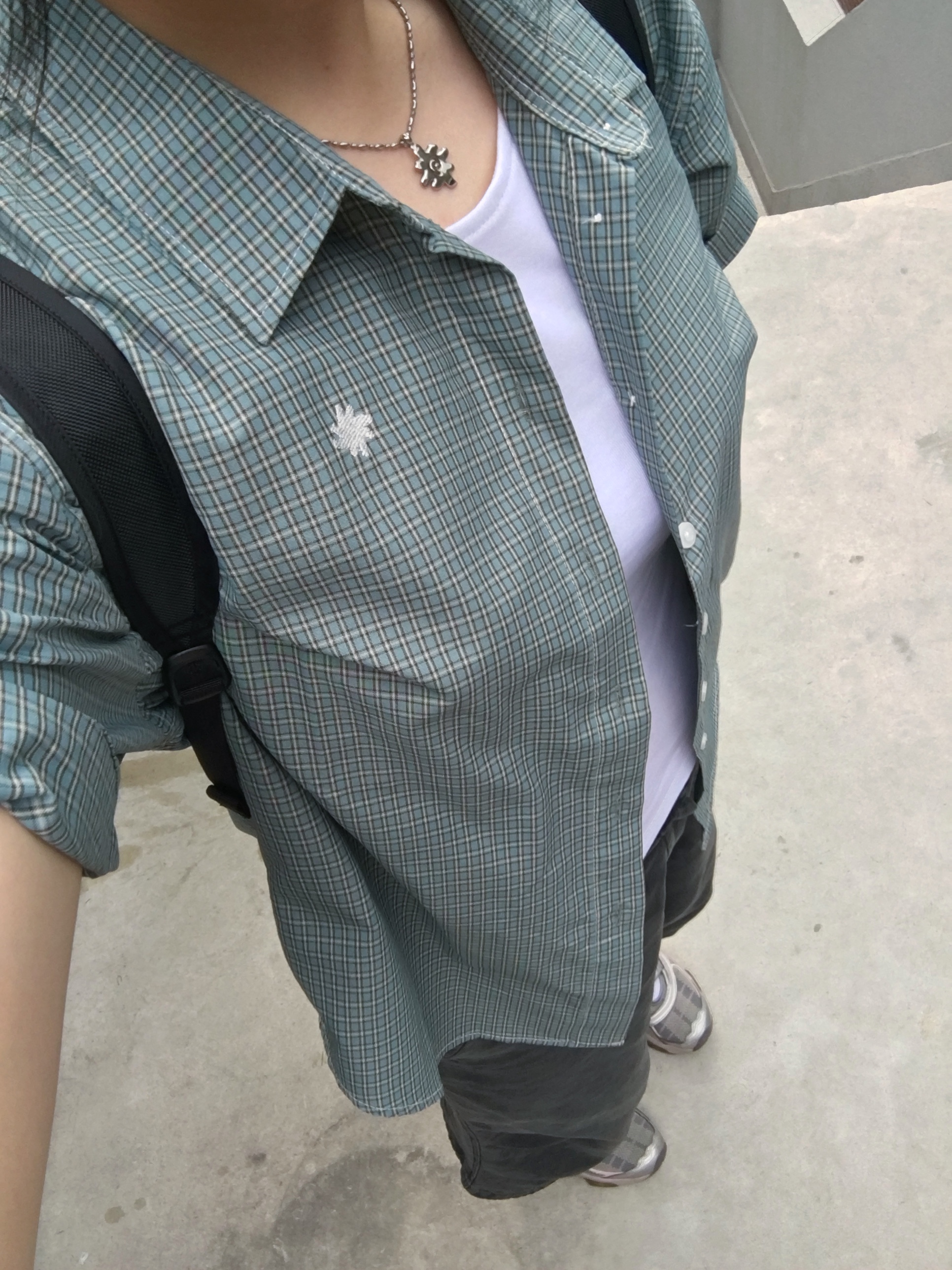 SLOW RECORD HOUSE Logo Check Short Sleeve Shirt Blue 착용 스타일 - 3