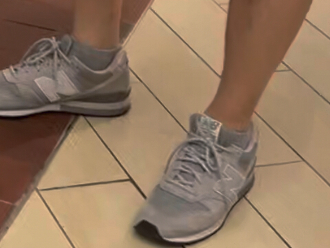New Balance 996 Grey 착용 스타일