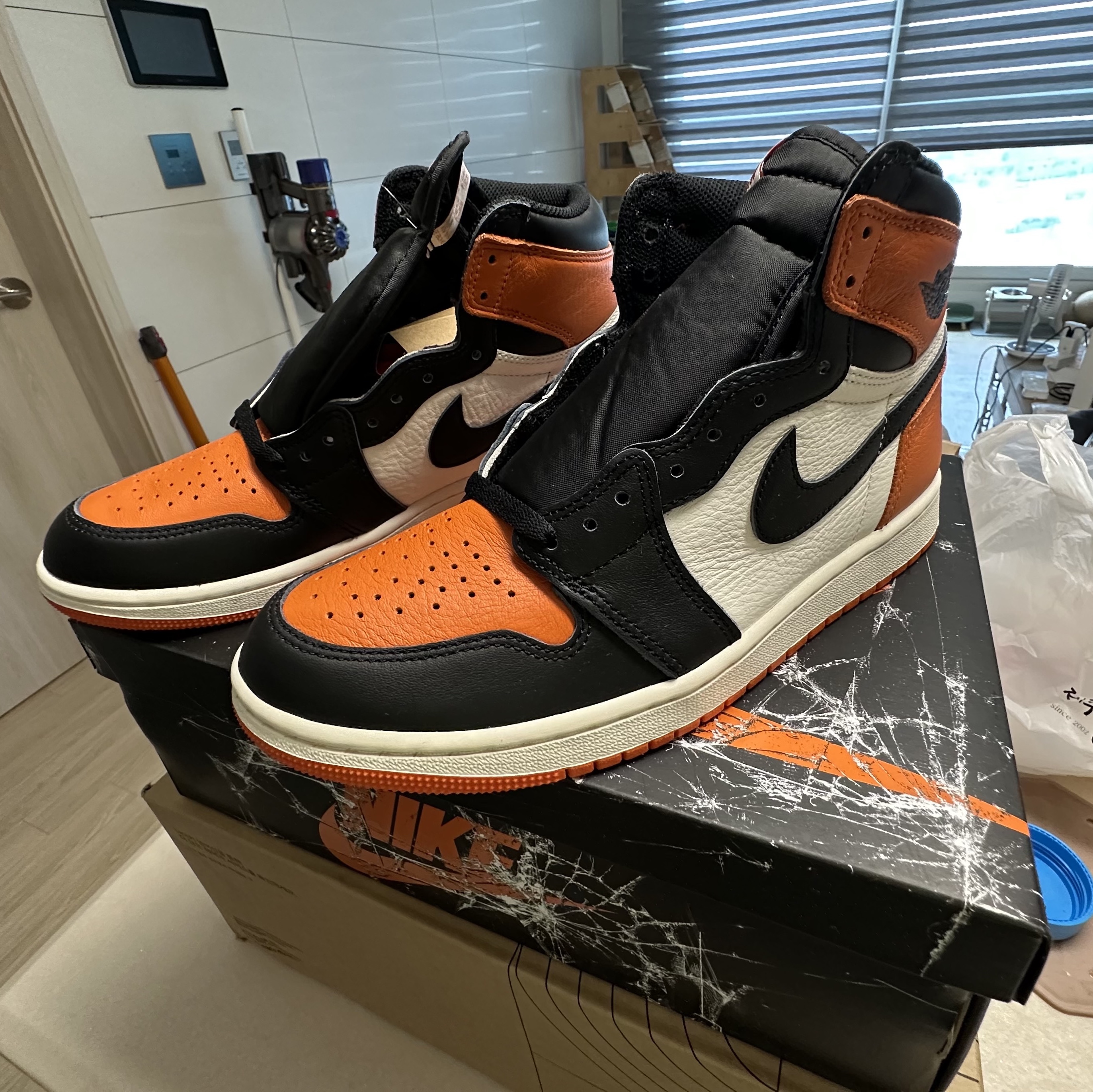 Jordan 1 Retro High OG Shattered Backboard 착용 스타일 - 2