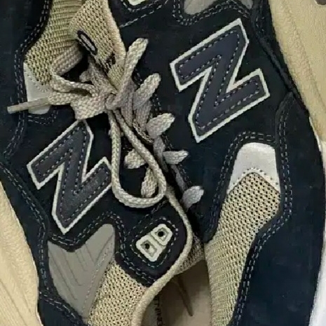 New Balance 580 Navy 착용 스타일