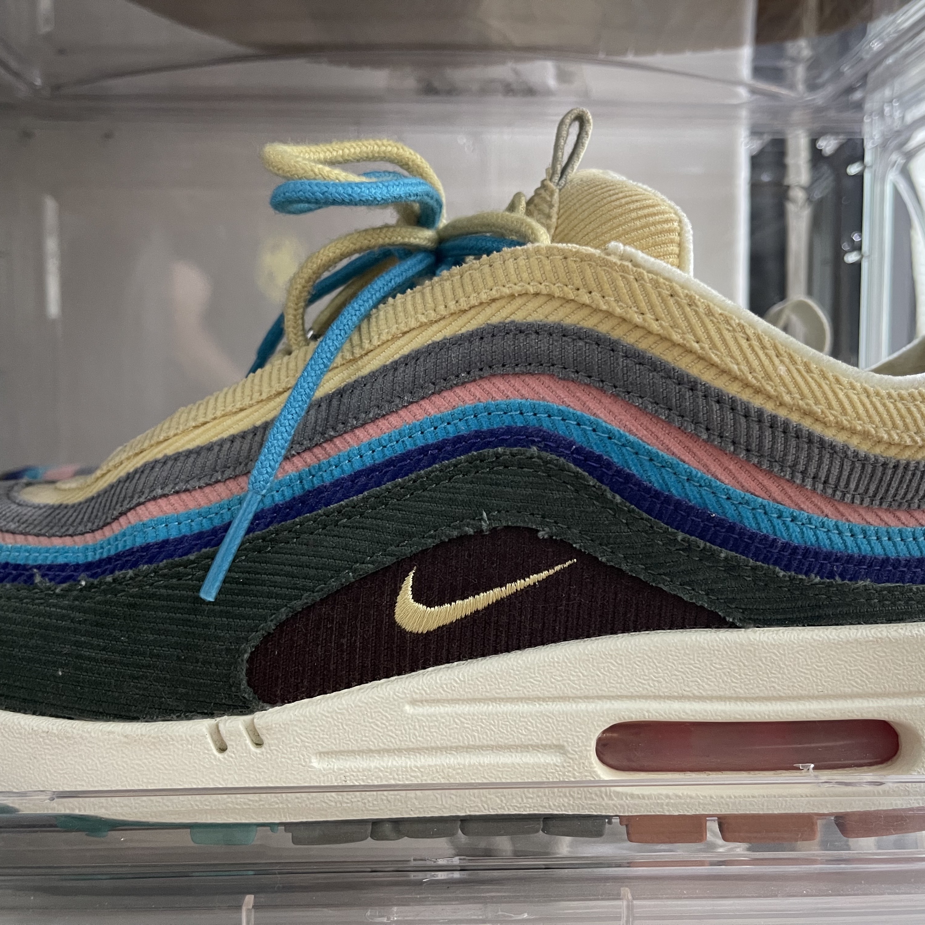 Nike x Sean Wotherspoon Air Max 1/97 착용 스타일