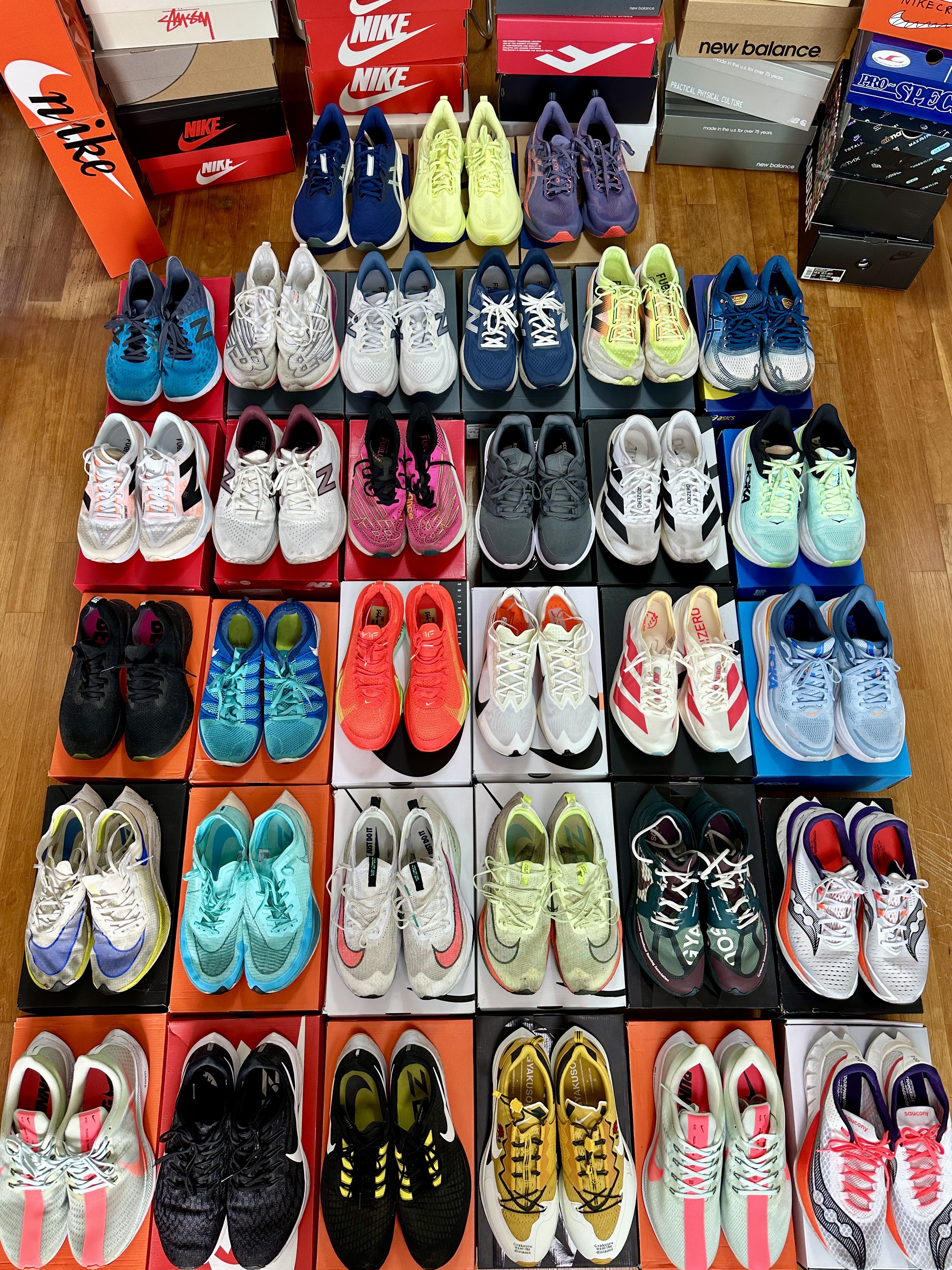 Nike x Undercover Gyakusou Air Zoom Pegasus 36 Trail Yellow, Saucony Endorphin Pro 4 White 착용 스타일