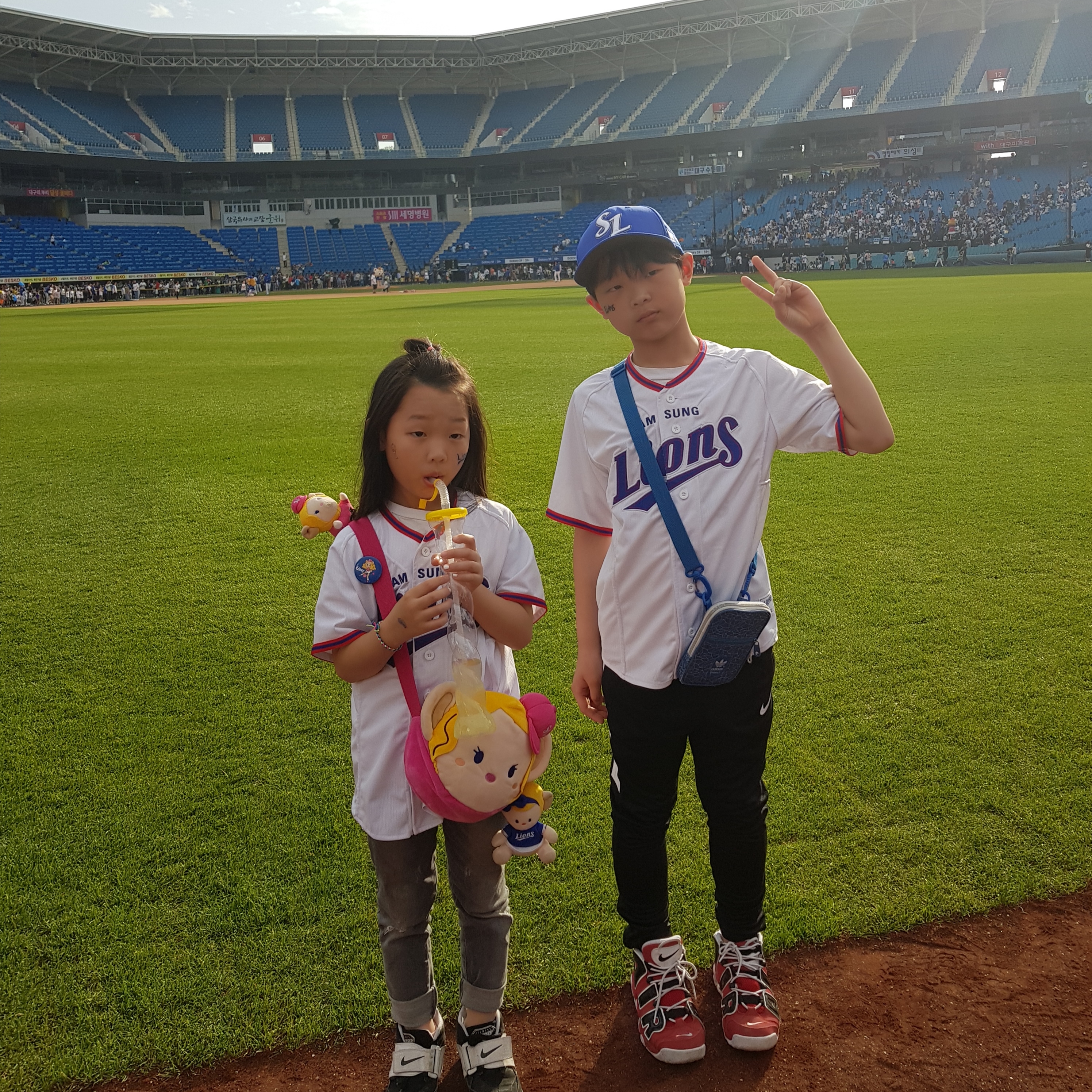 Samsung Lions 2025 Professional Home Uniform White (Non Marking Ver.), Nike Air More Uptempo 96 Bulls 2021 착용 스타일 - 1