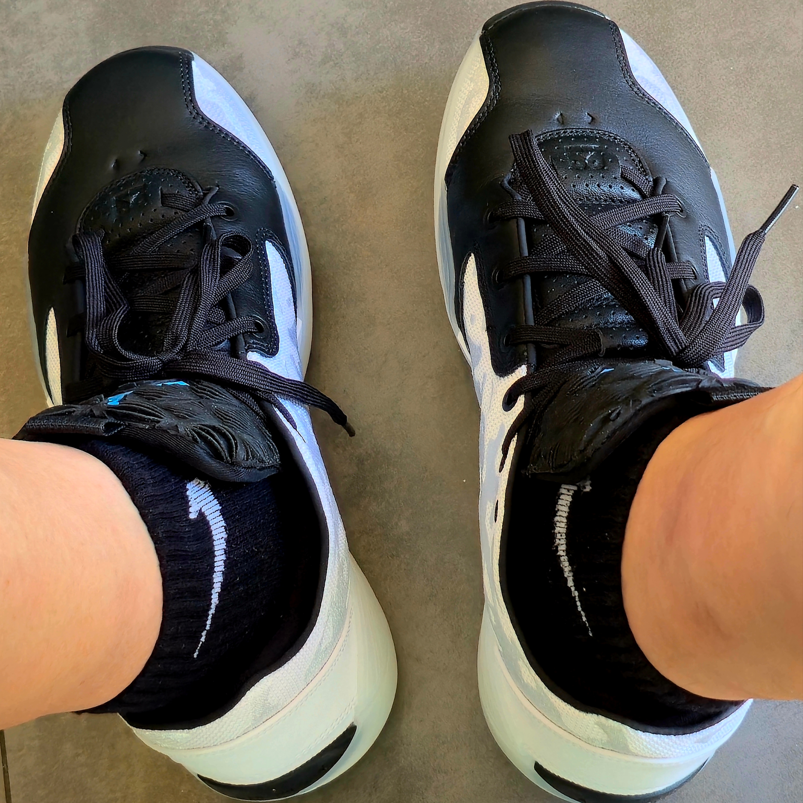 Jordan XXXIX PF White Dark Powder Blue 착용 스타일