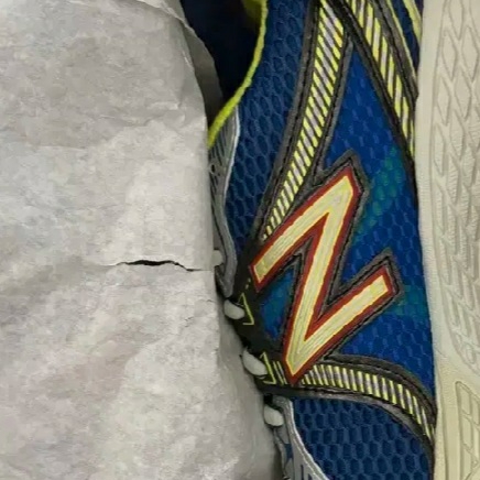 New Balance x Aime Leon Dore 860v2 Blue Yellow 착용 스타일