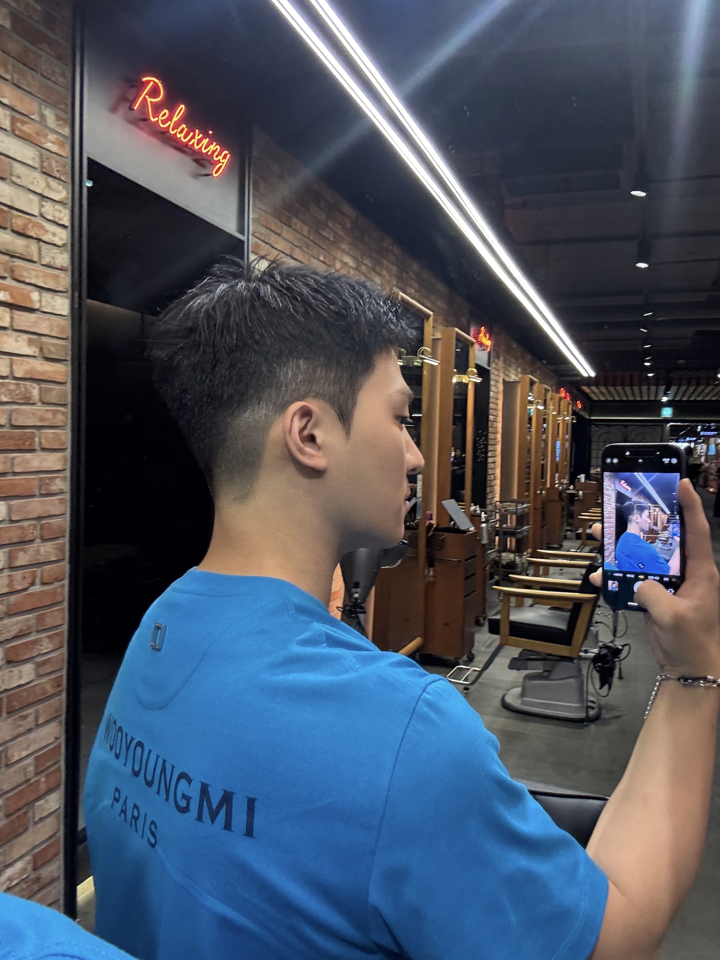 Wooyoungmi Cotton Back Logo T-Shirt Blue - 23SS 착용 스타일 - 2