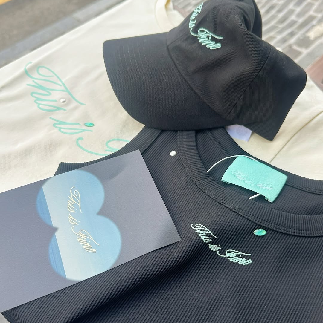 THIS IS FINE Signature Ball Cap Black, THIS IS FINE Ribbed Sleeveless Top Black 착용 스타일 - 7
