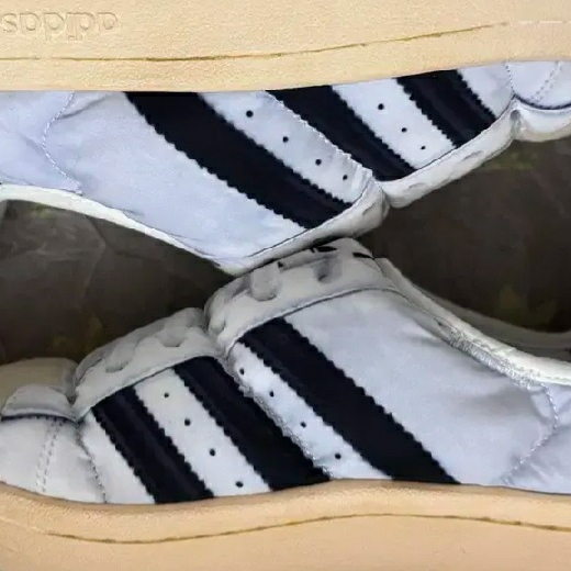 Adidas Puffylette Superstar Cloud White 착용 스타일