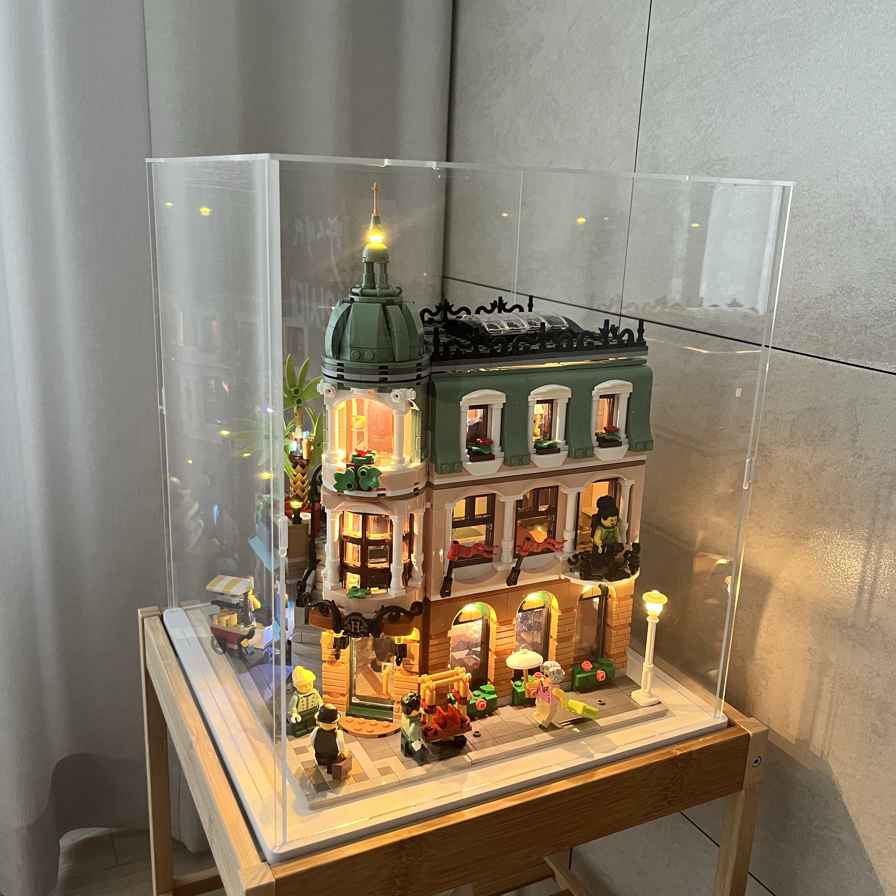 Lego Boutique Hotel 착용 스타일 - 1