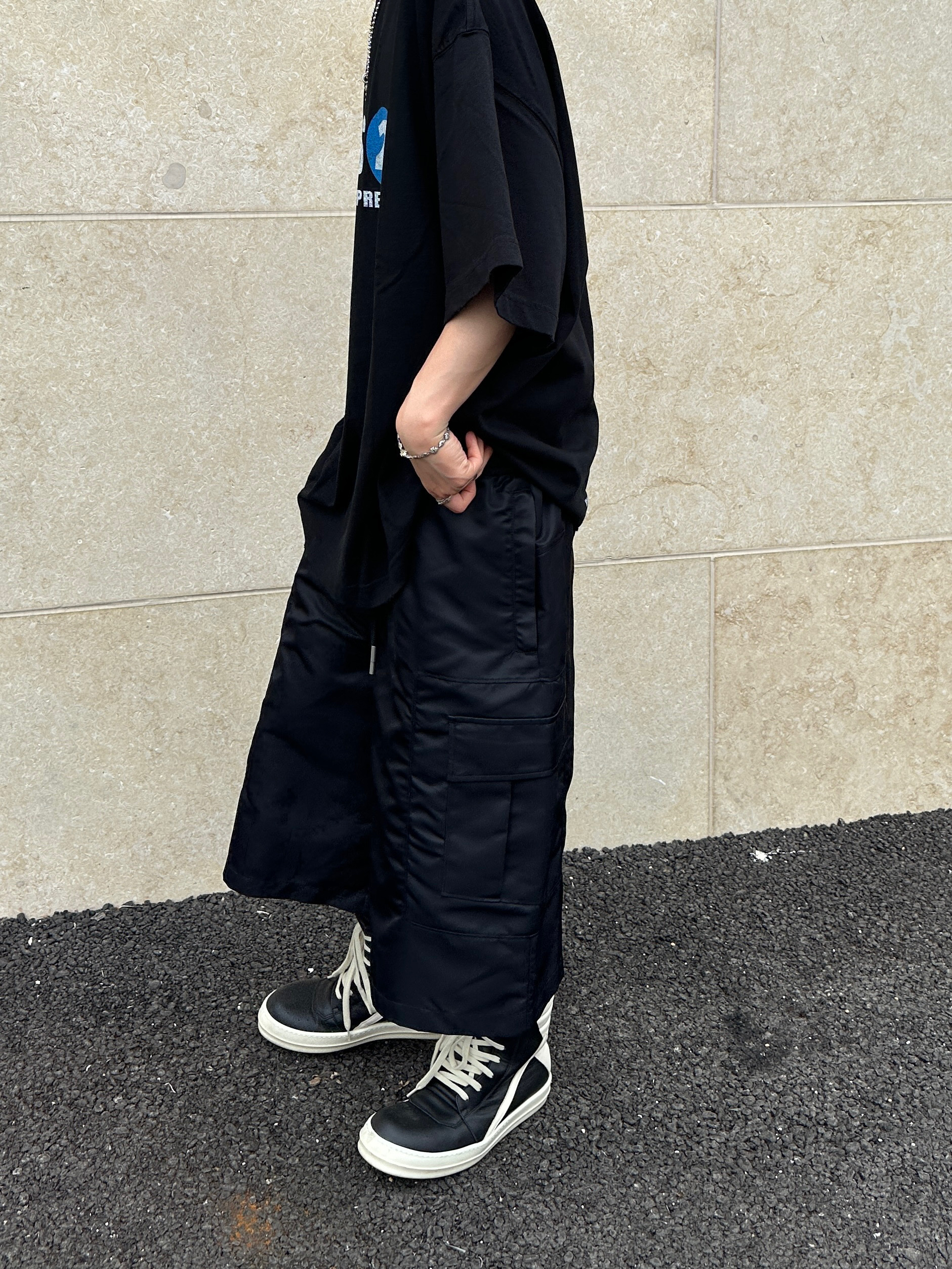 [더블적립]Farfromwhat Far Patch Logo Cap Navy, Nonnod Puckering News T-shirt Vintage black 착용 스타일 - 2