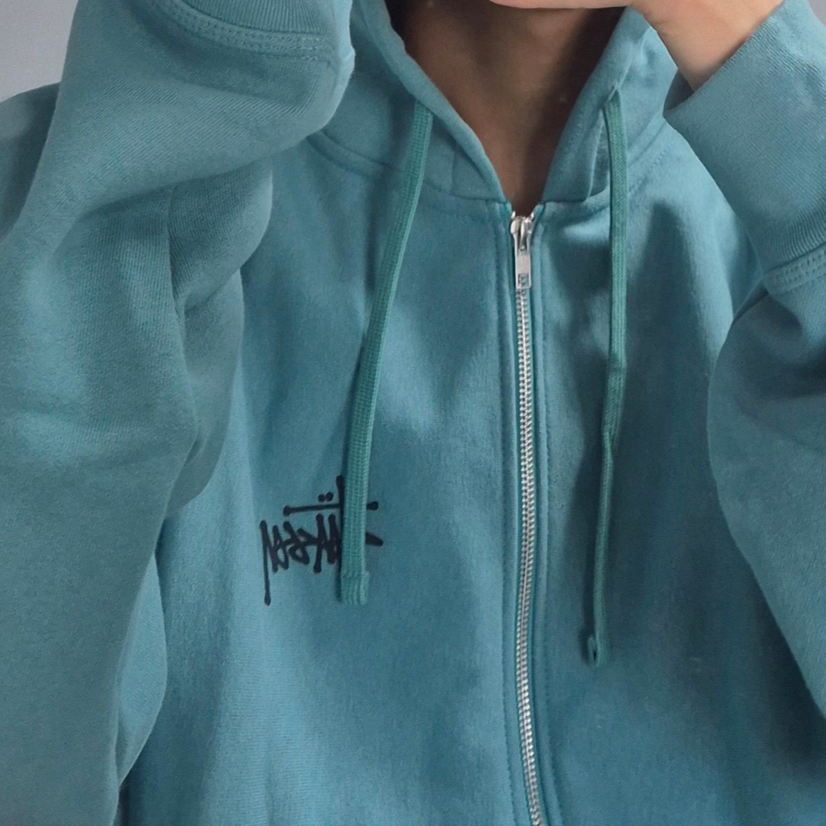 Stussy Basic Stussy Zip Hoodie Ocean 2024 착용 스타일 - 1
