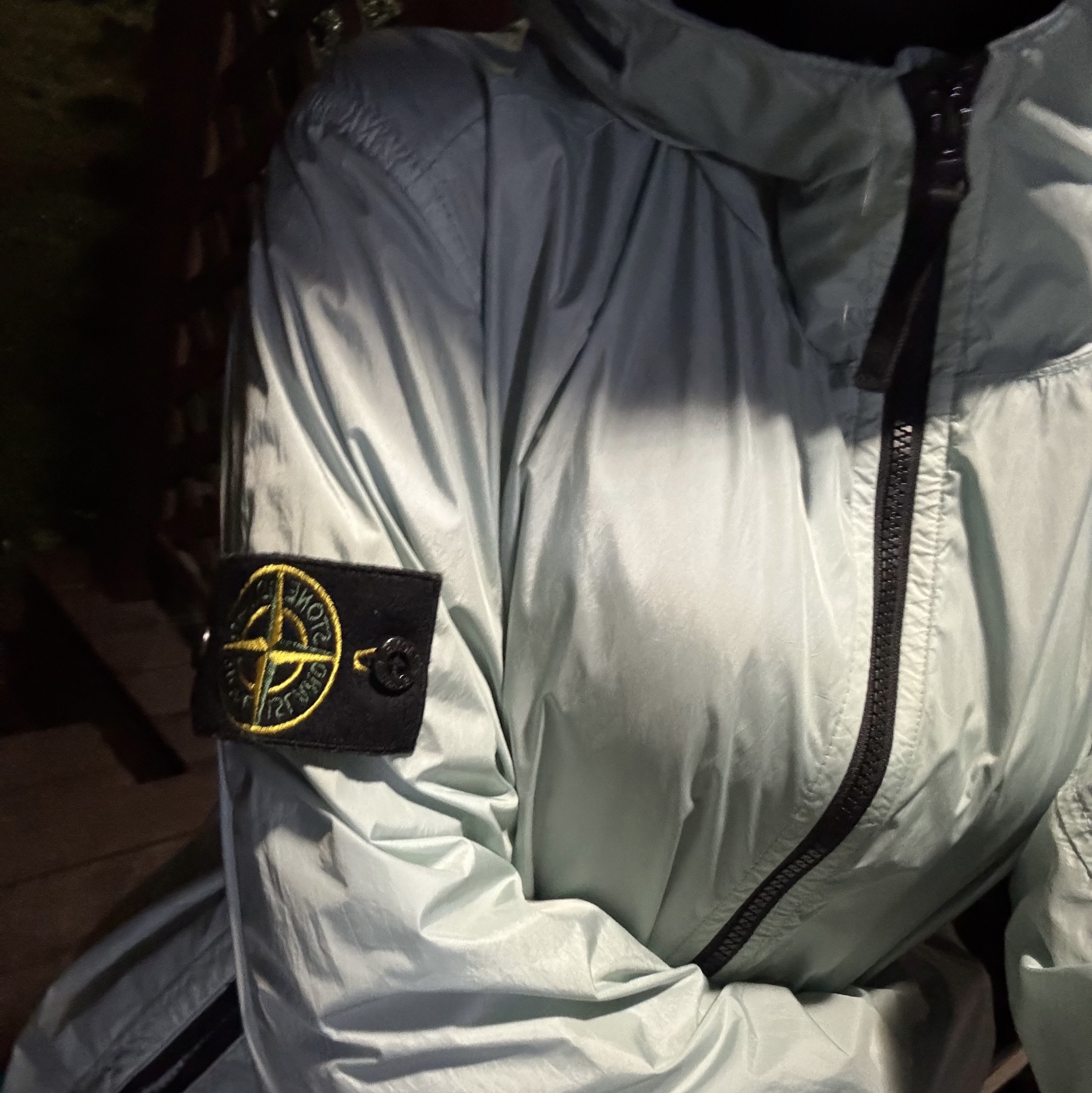Stone Island 40522 Crinkle Reps Nylon Garment Dyed Hooded Jacket Sky Blue - 23SS 착용 스타일 - 2