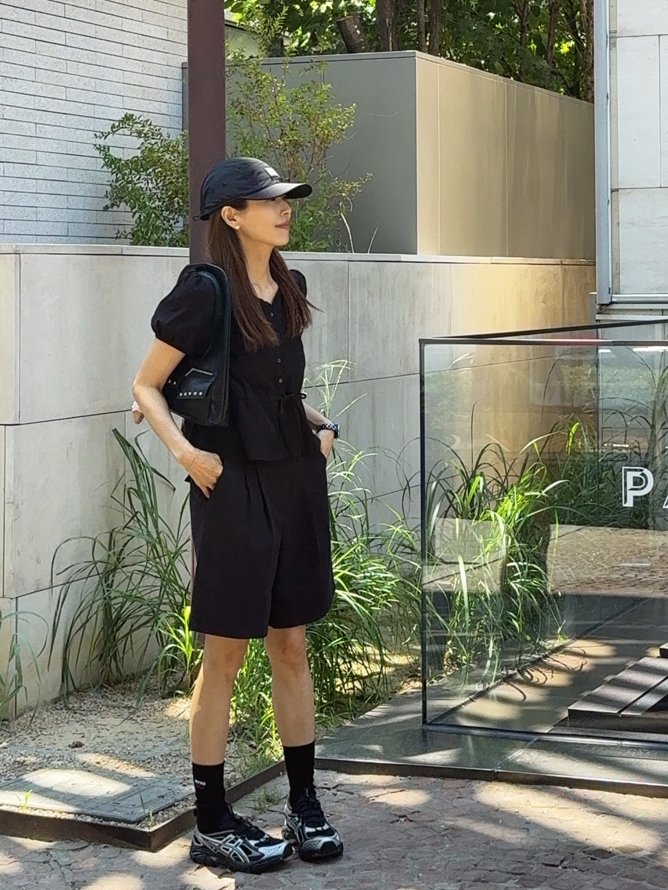 Supreme x Marithe Francois Girbaud Sport Camp Cap Black - 25SS, Chanel J12 Watch 33mm Quartz Black 착용 스타일 - 2