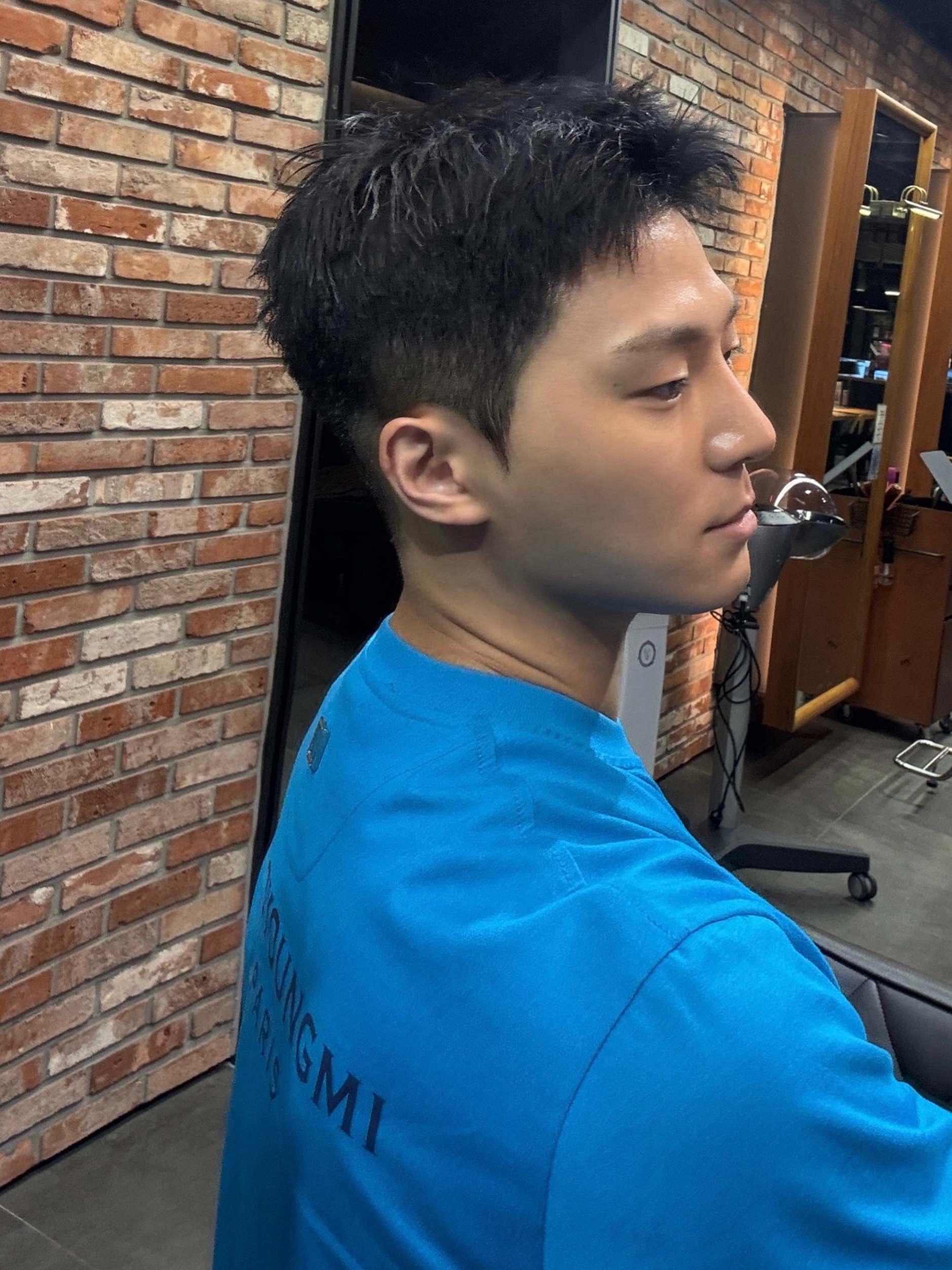Wooyoungmi Cotton Back Logo T-Shirt Blue - 23SS 착용 스타일 - 1