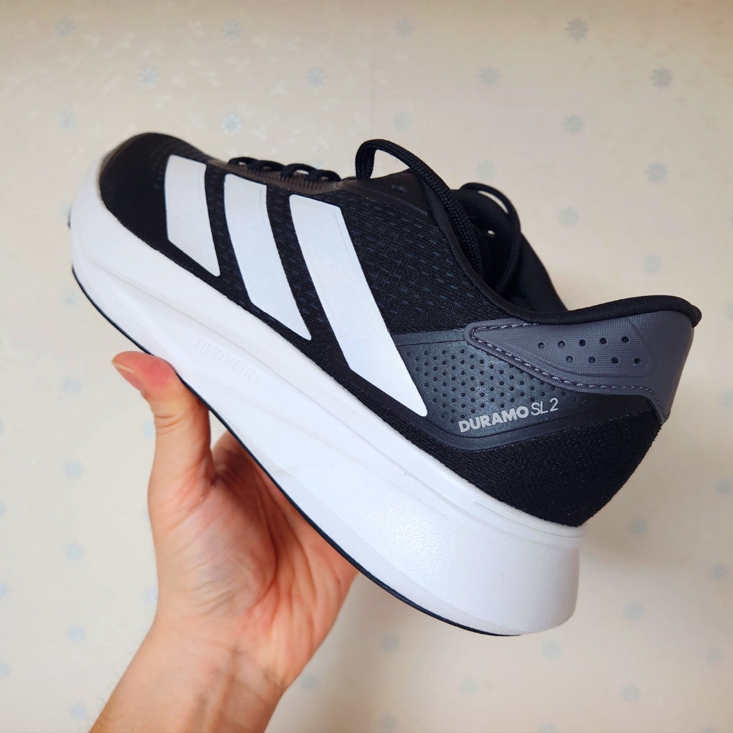 Adidas Duramo SL 2 Core Black Cloud White 착용 스타일 - 2