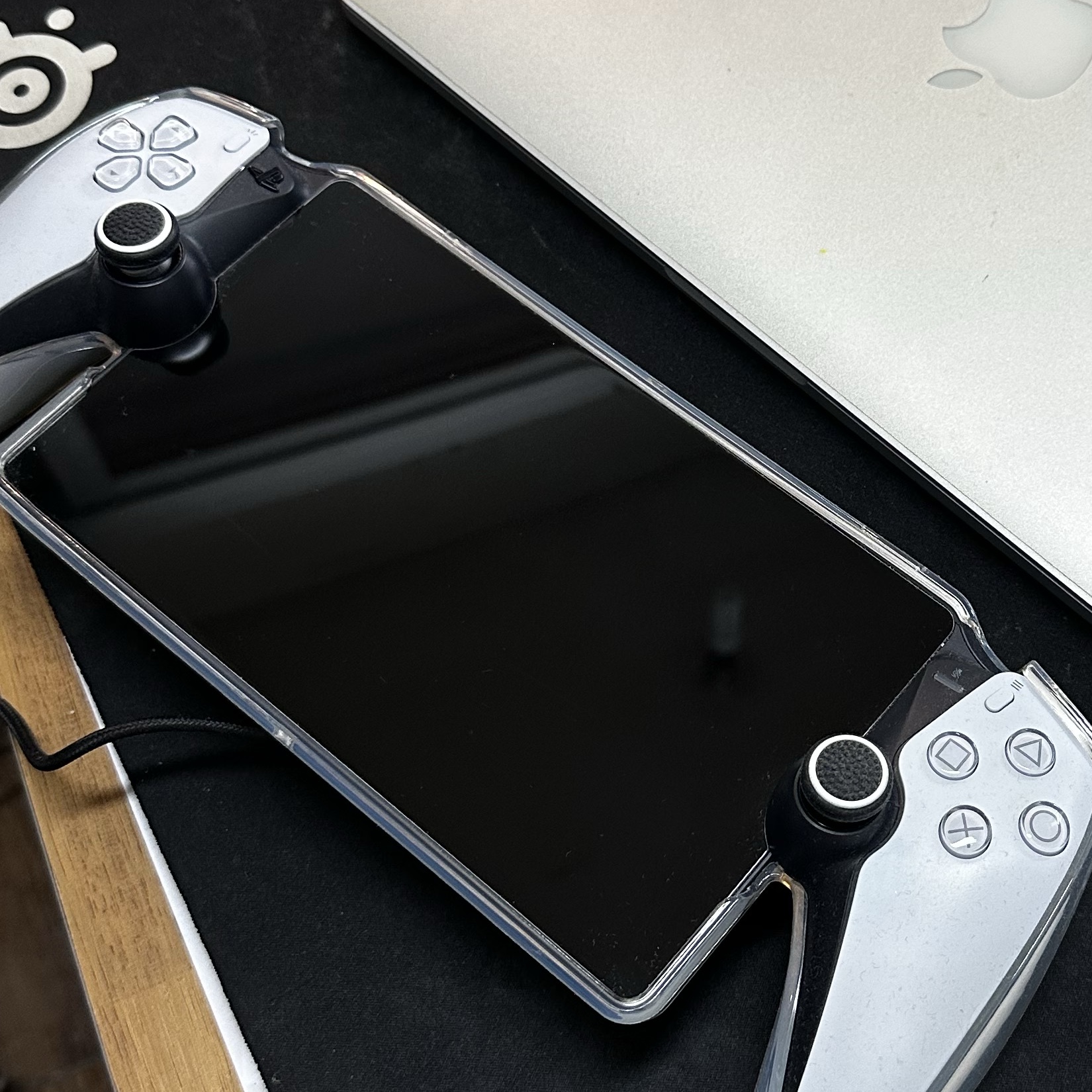 Playstation Portal Remote Player White (SIEK 220V) 착용 스타일