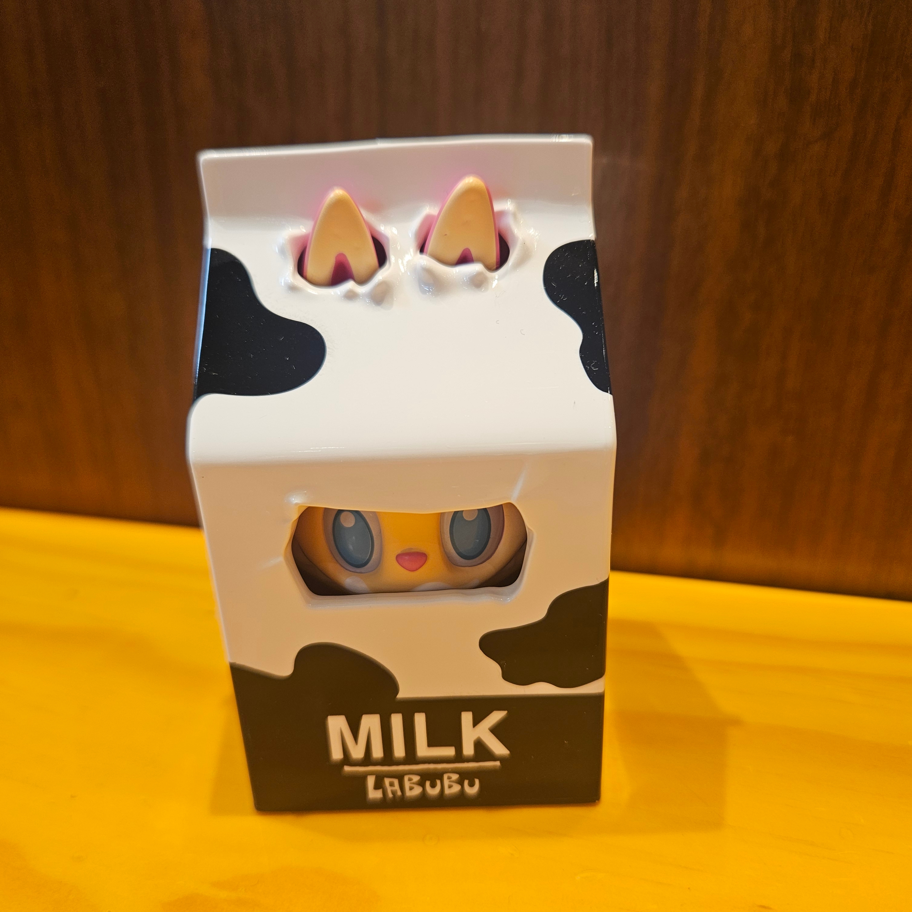 Pop Mart Labubu The Monsters Wacky Mart Series Figures Milk (Opened Case), Samsung Galaxy Watch6 40mm Bluetooth Gold (Korean Ver.) 착용 스타일 - 5