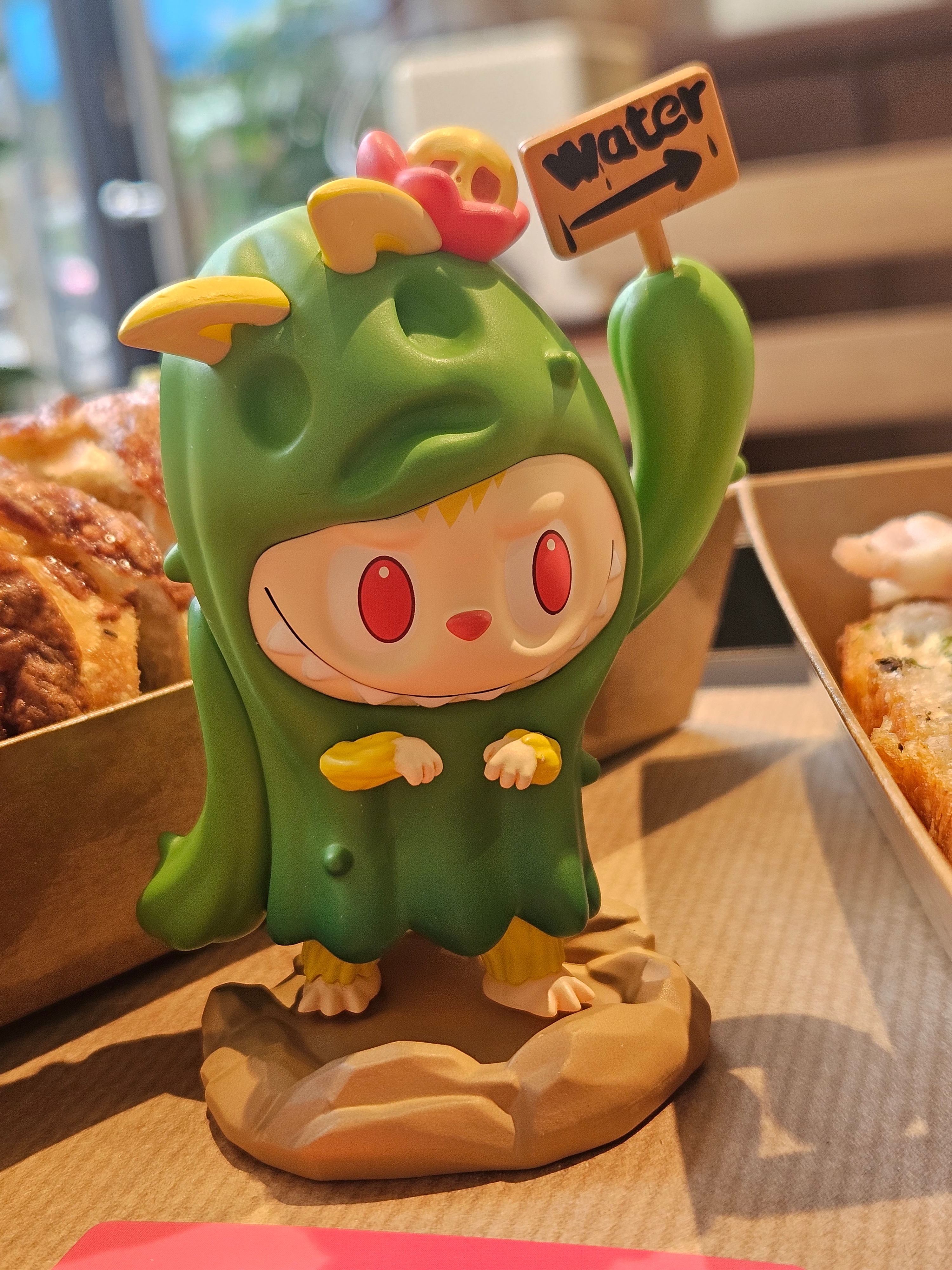 Pop Mart Labubu Almost Hidden Series Cactus (Opened Case) 착용 스타일 - 1