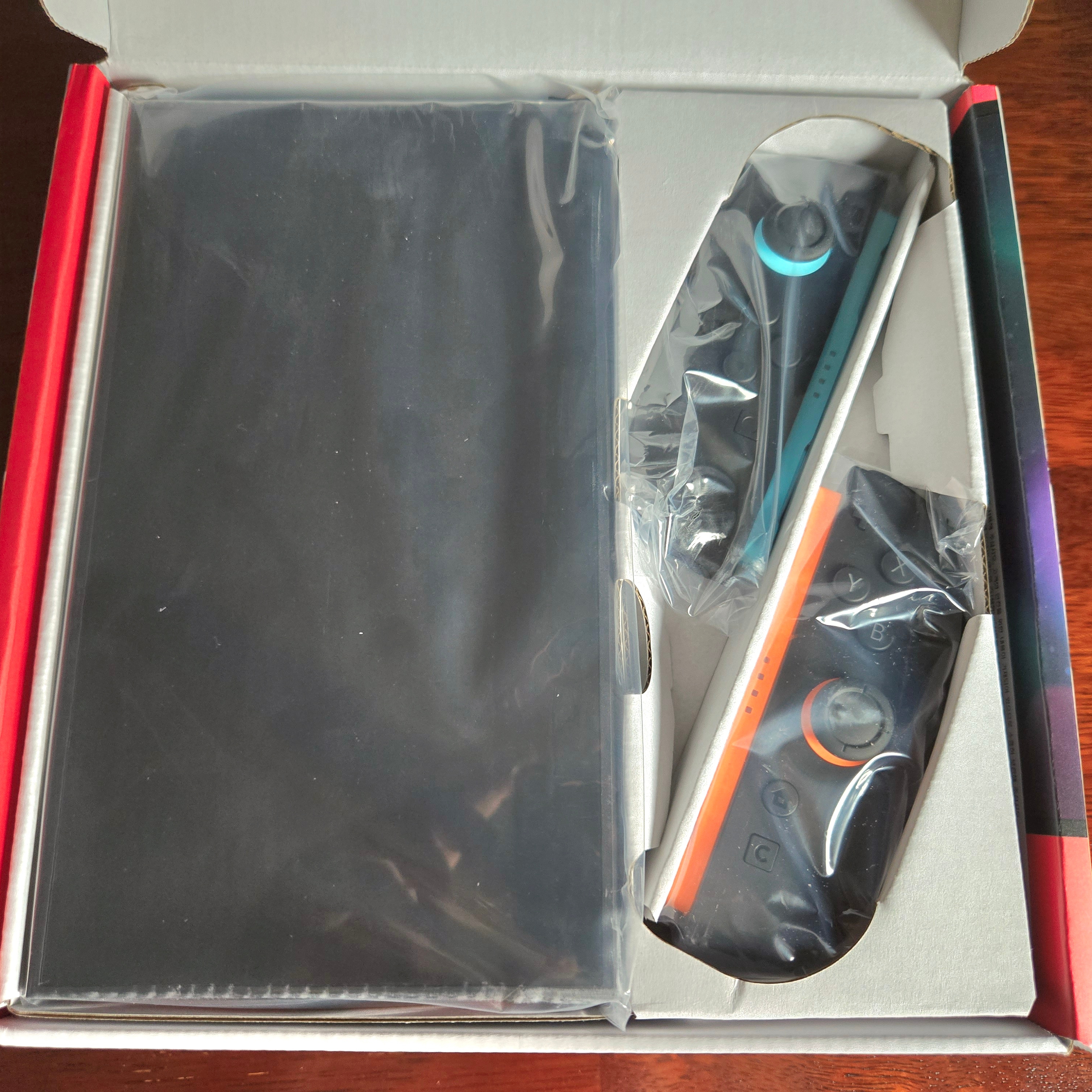 Nintendo Switch 2 Black (Korean Ver.) 착용 스타일 - 2