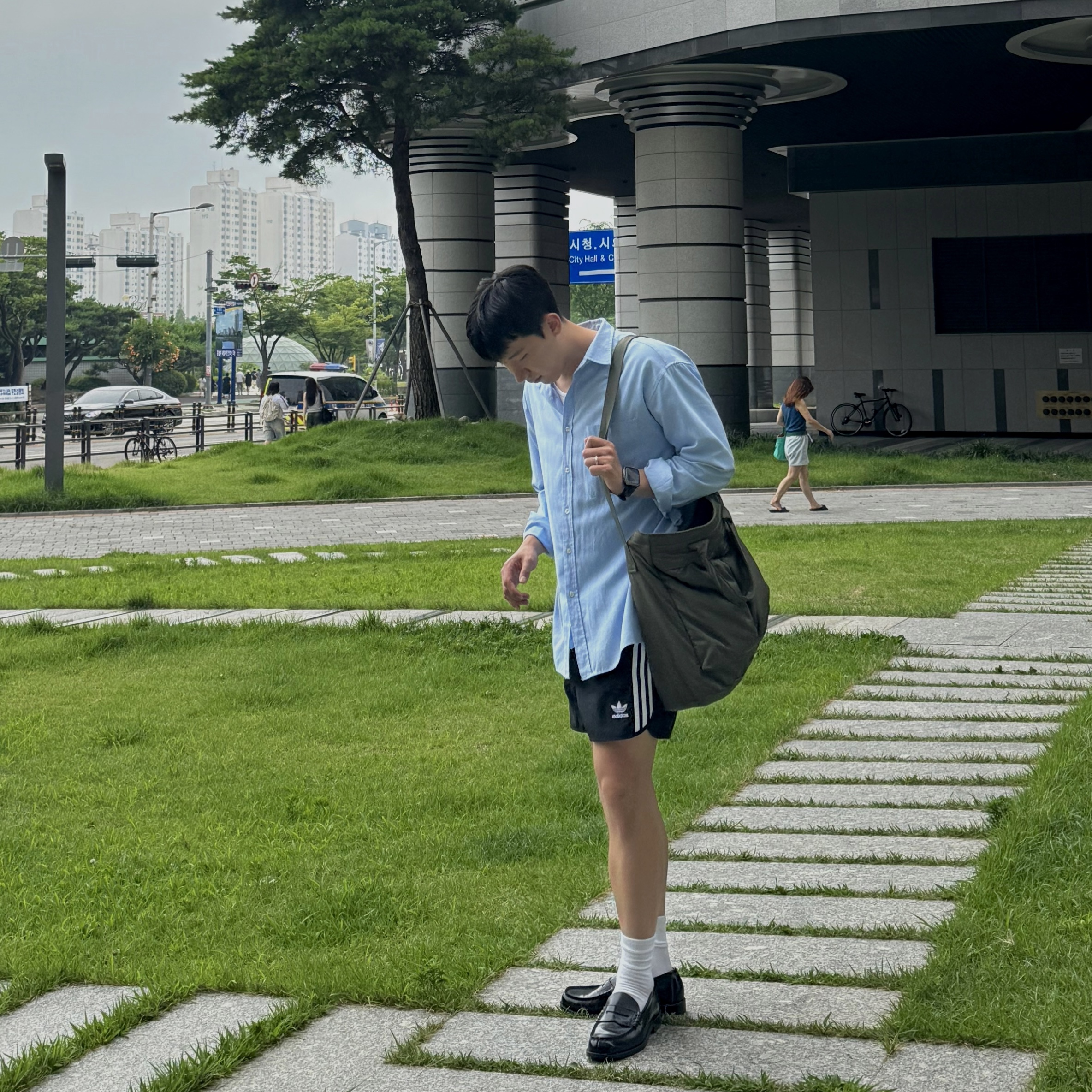 Adidas Adicolor Classic Sprinter Shorts Black - KR Sizing, Haruta HS-906 Penny Loafer Black 착용 스타일