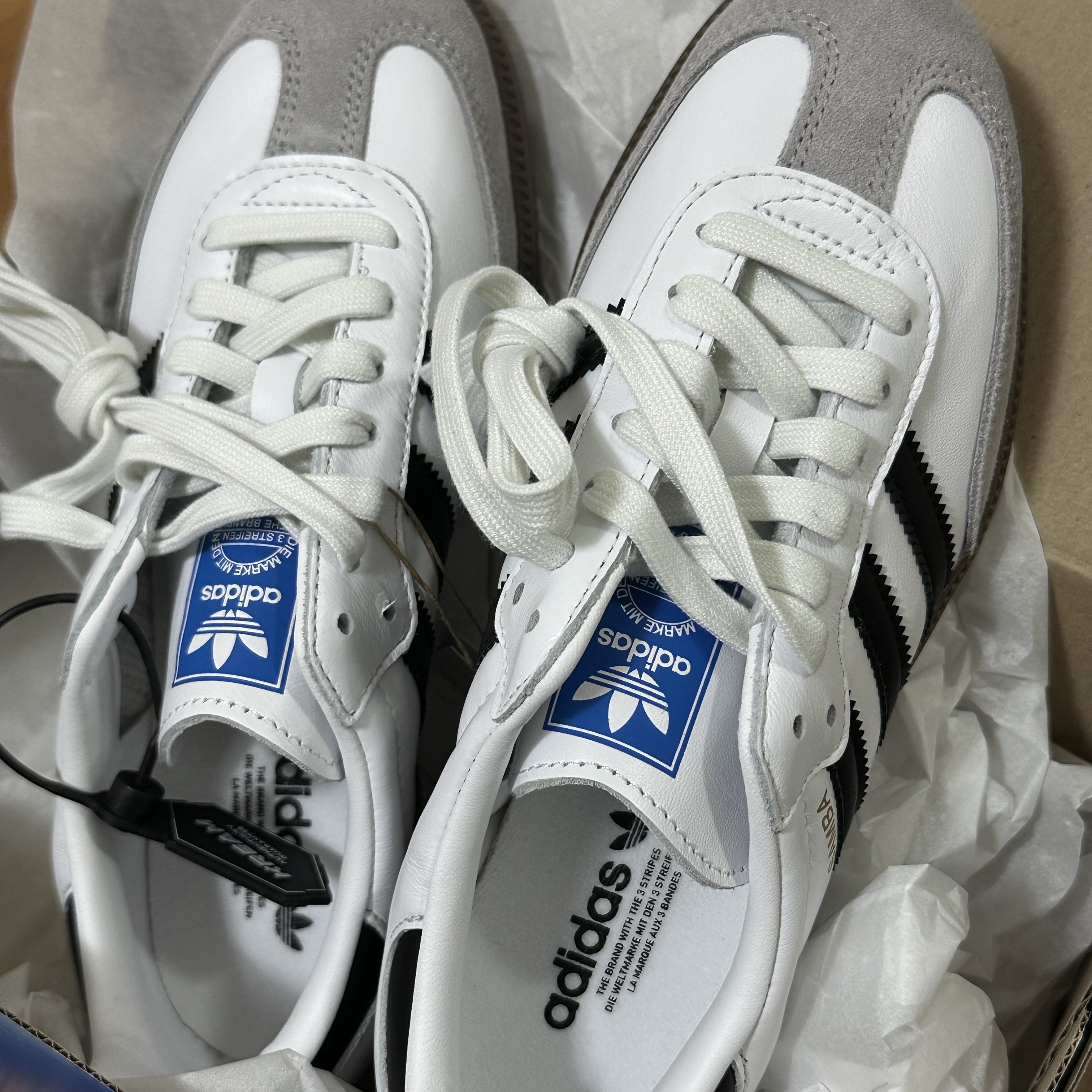 Adidas Samba OG Cloud White 착용 스타일 - 1